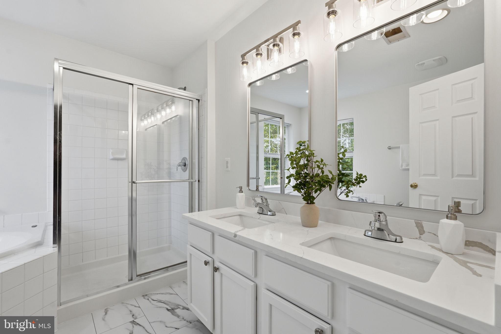 SOUTH RIDING - Residential