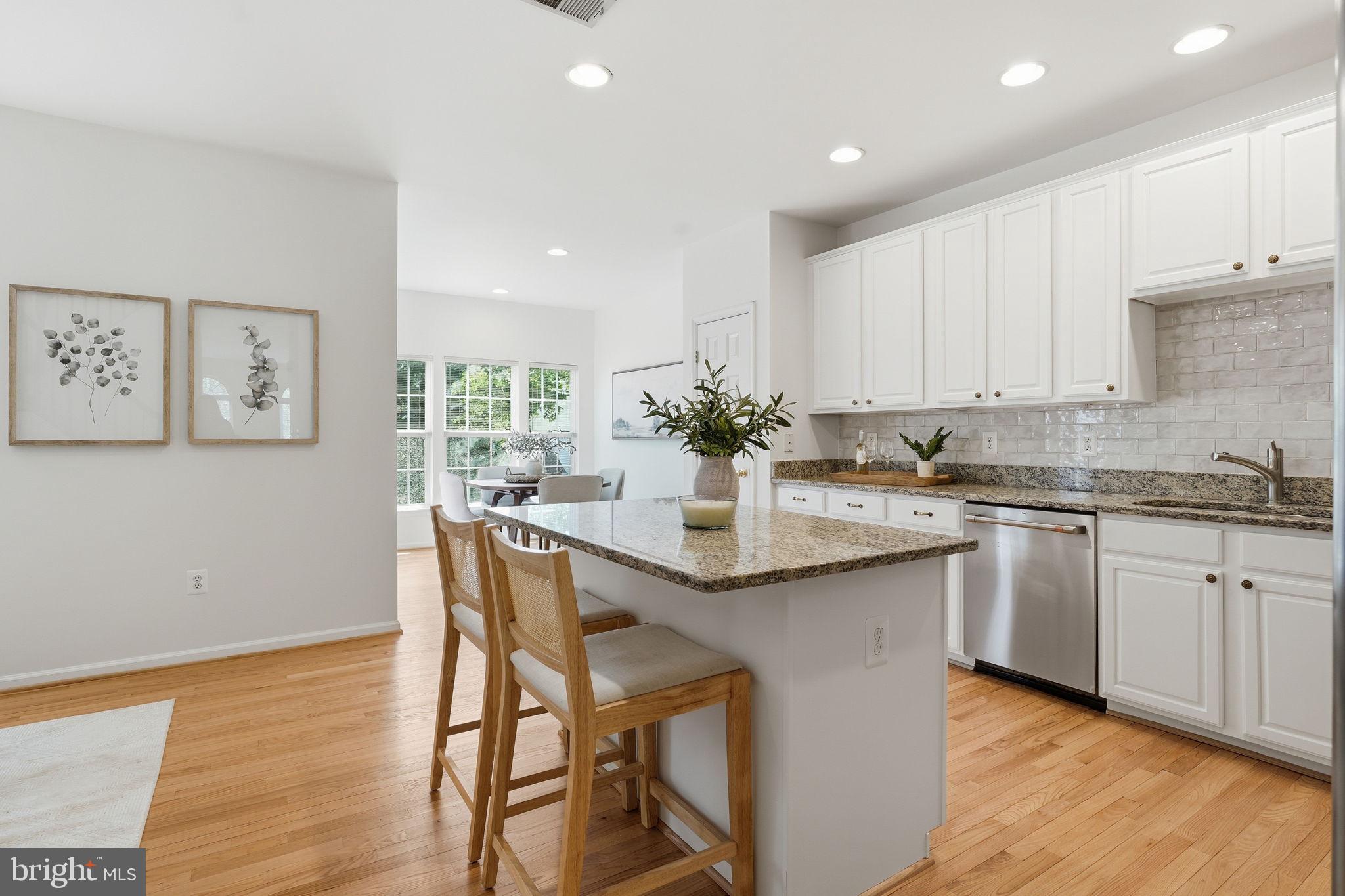 SOUTH RIDING - Residential