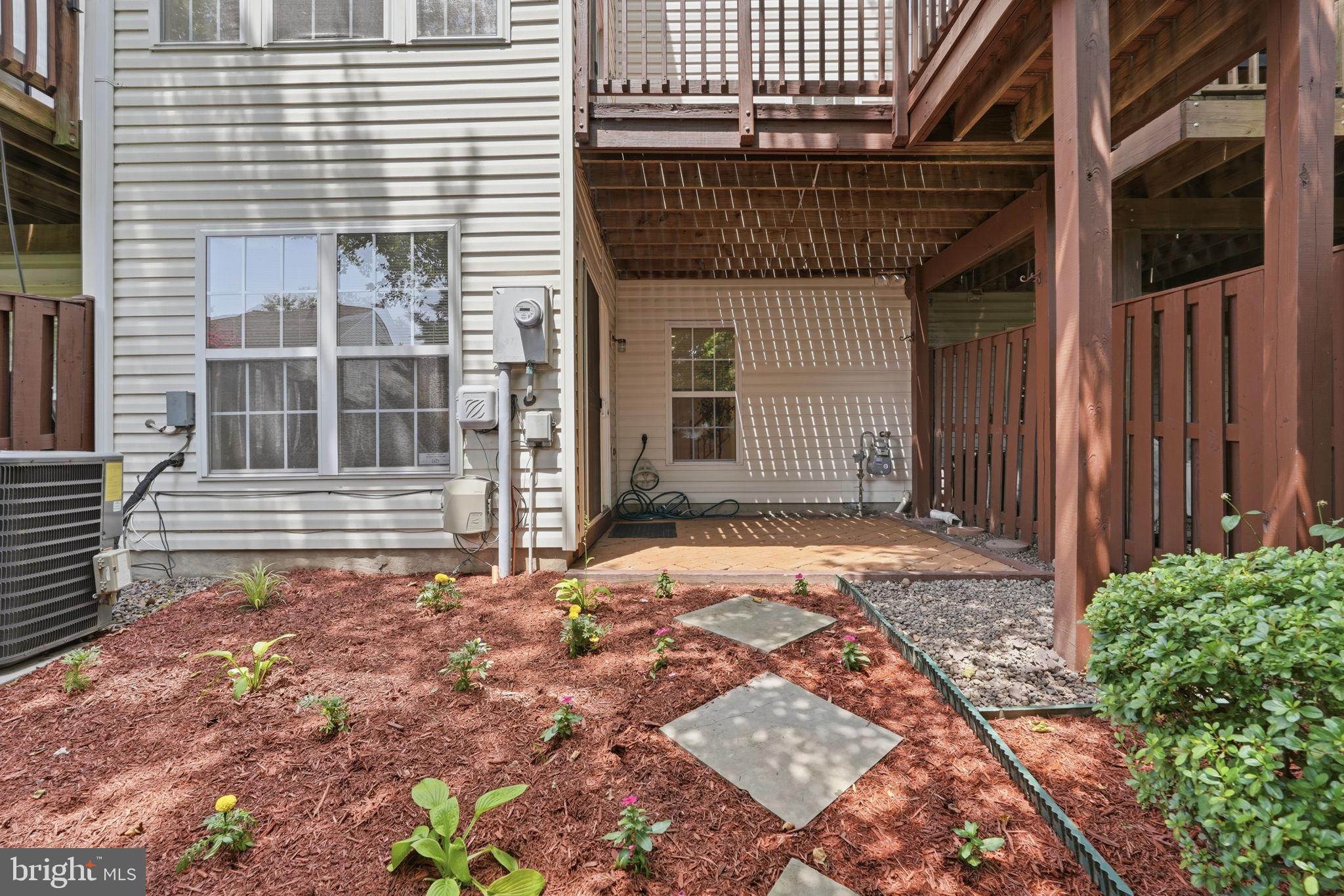SOUTH RIDING - Residential