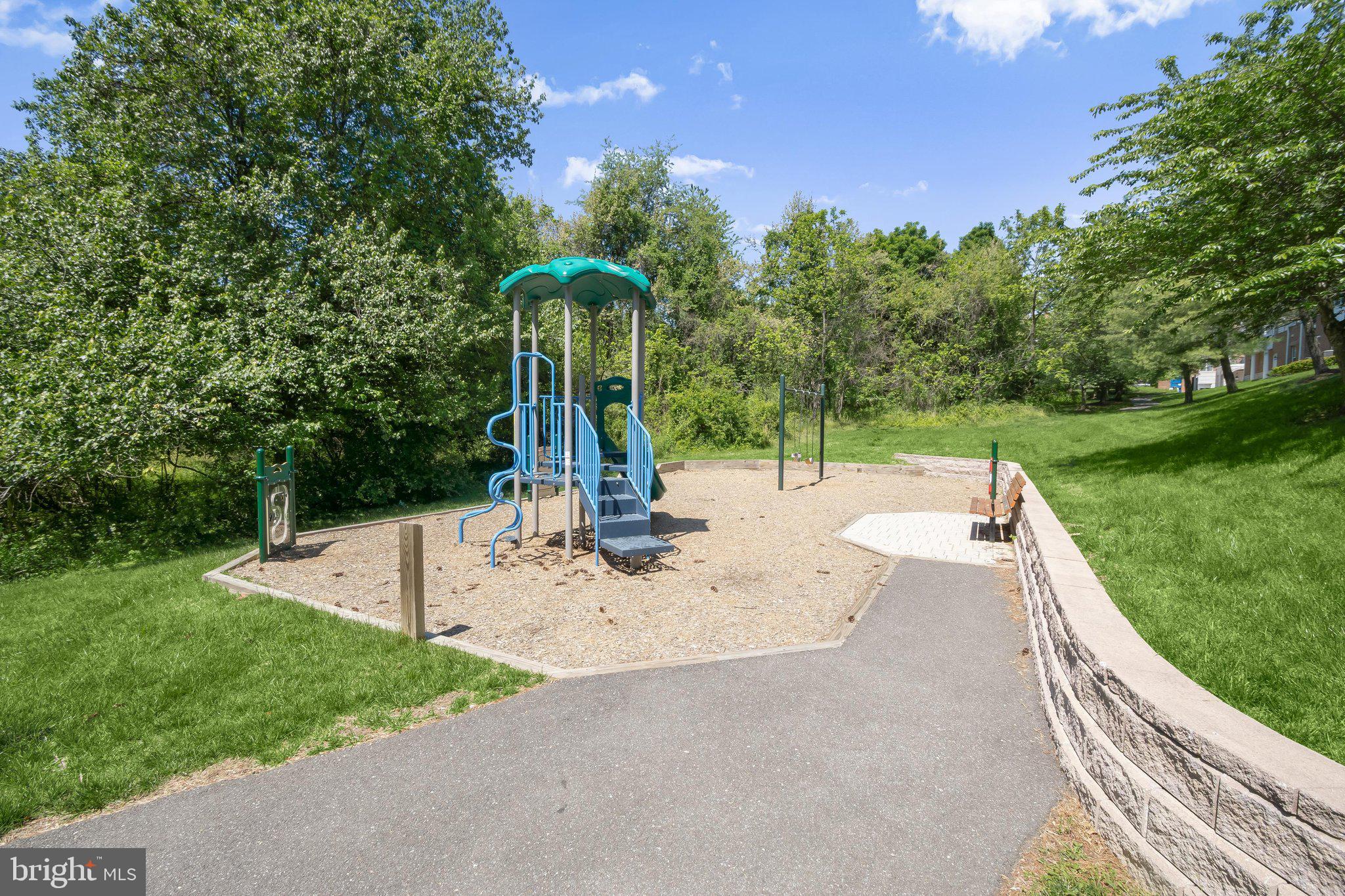 FIELDSTONE - Residential