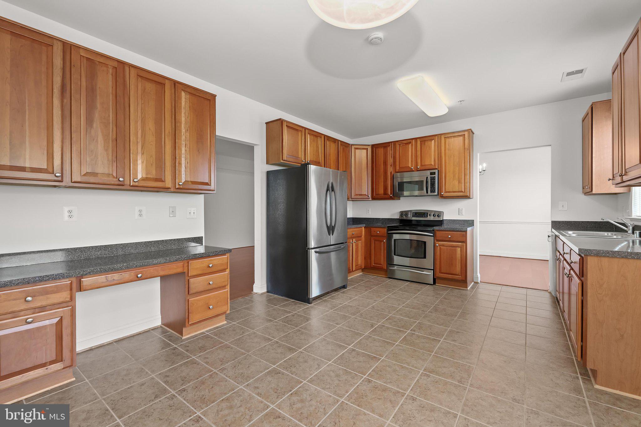 FIELDSTONE - Residential