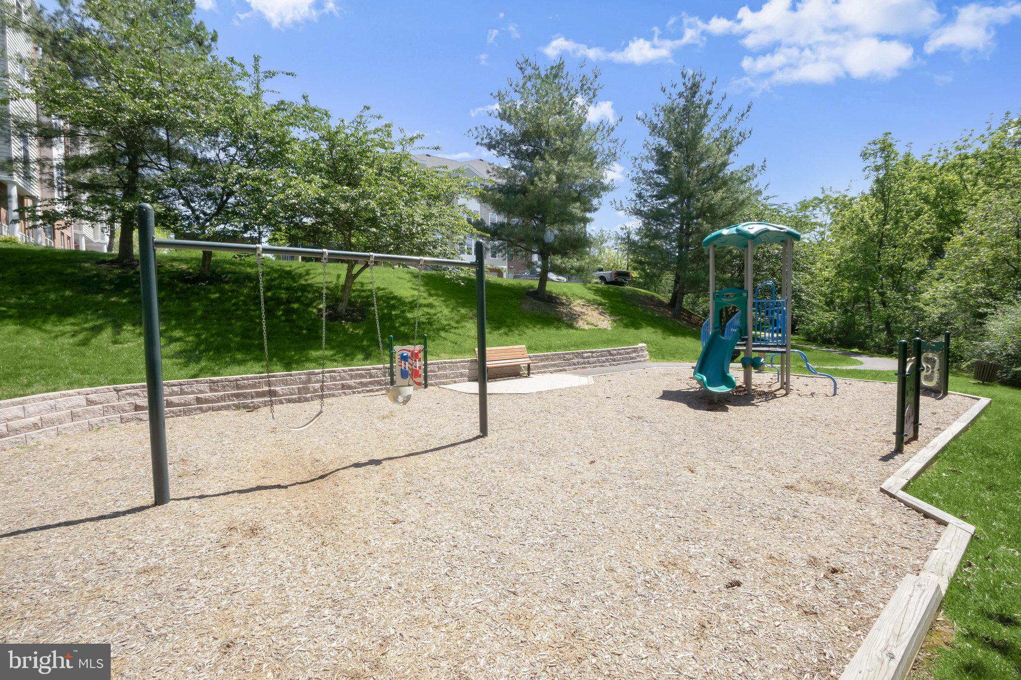 FIELDSTONE - Residential
