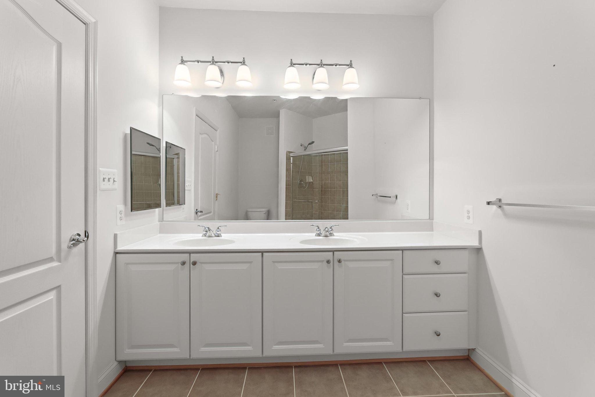 FIELDSTONE - Residential