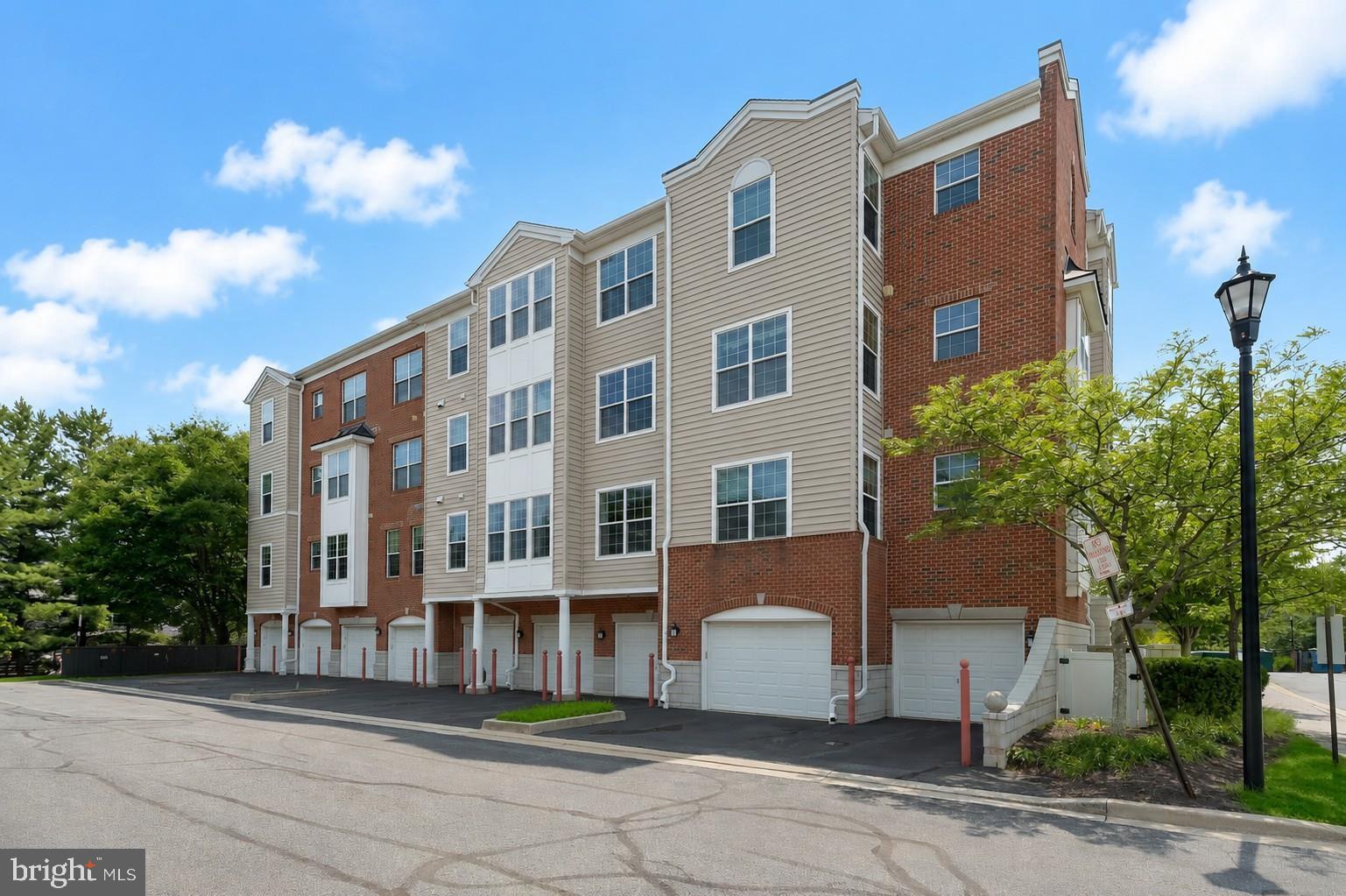 FIELDSTONE - Residential