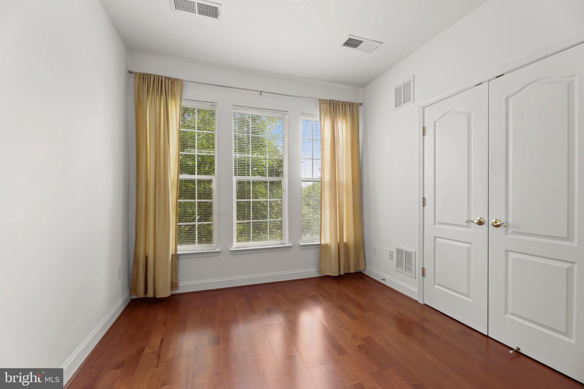 FIELDSTONE - Residential