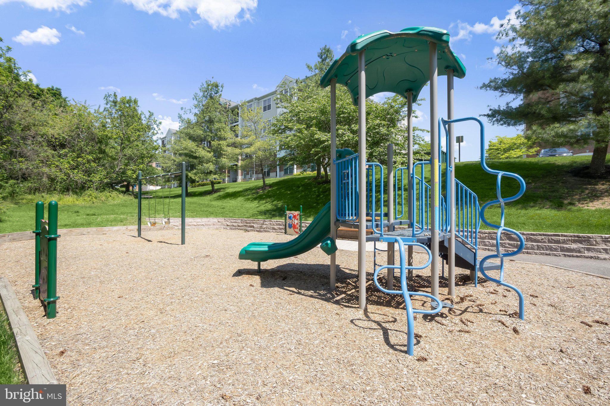 FIELDSTONE - Residential