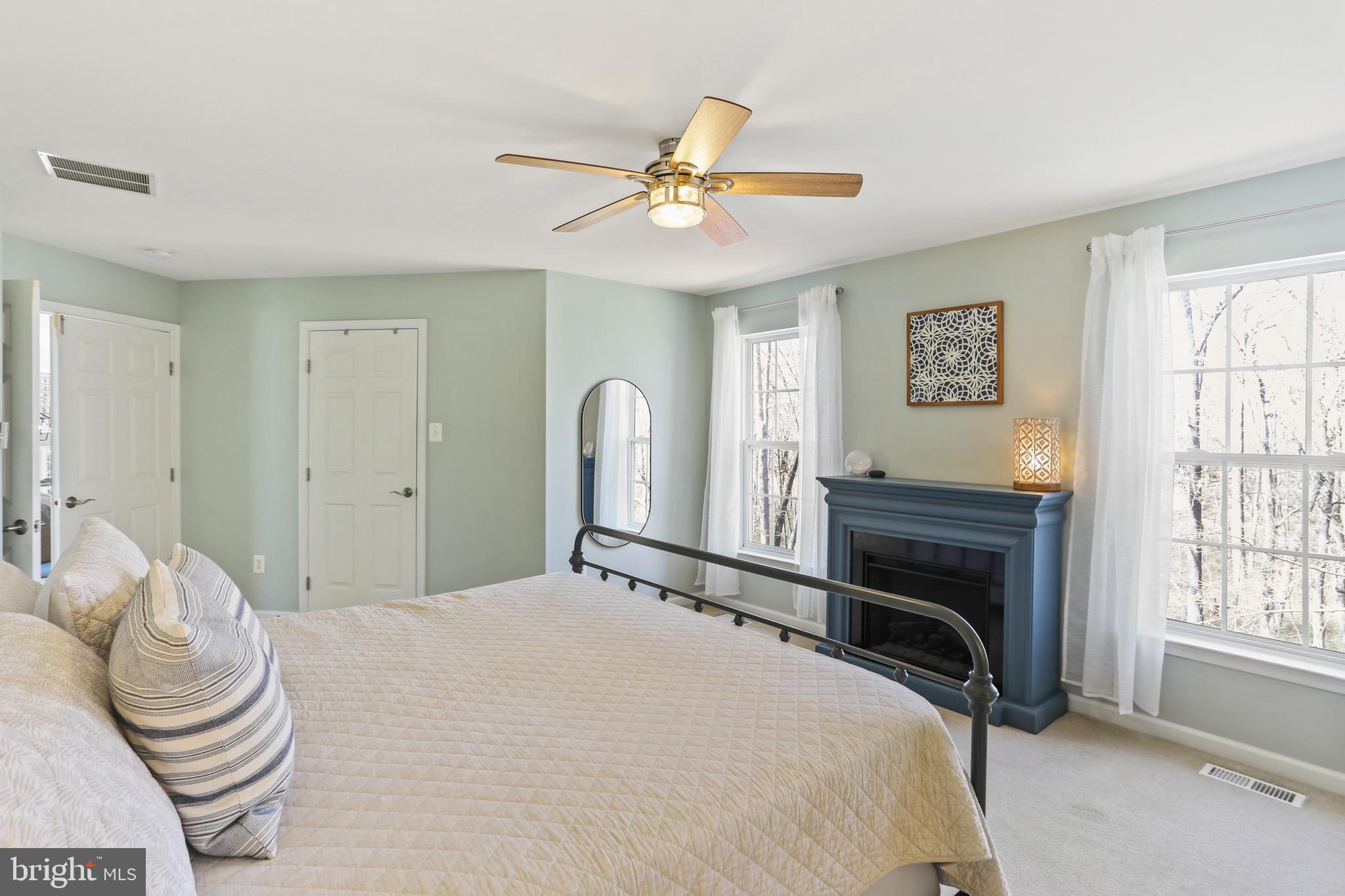 SUMNERS HOLLOW - Residential