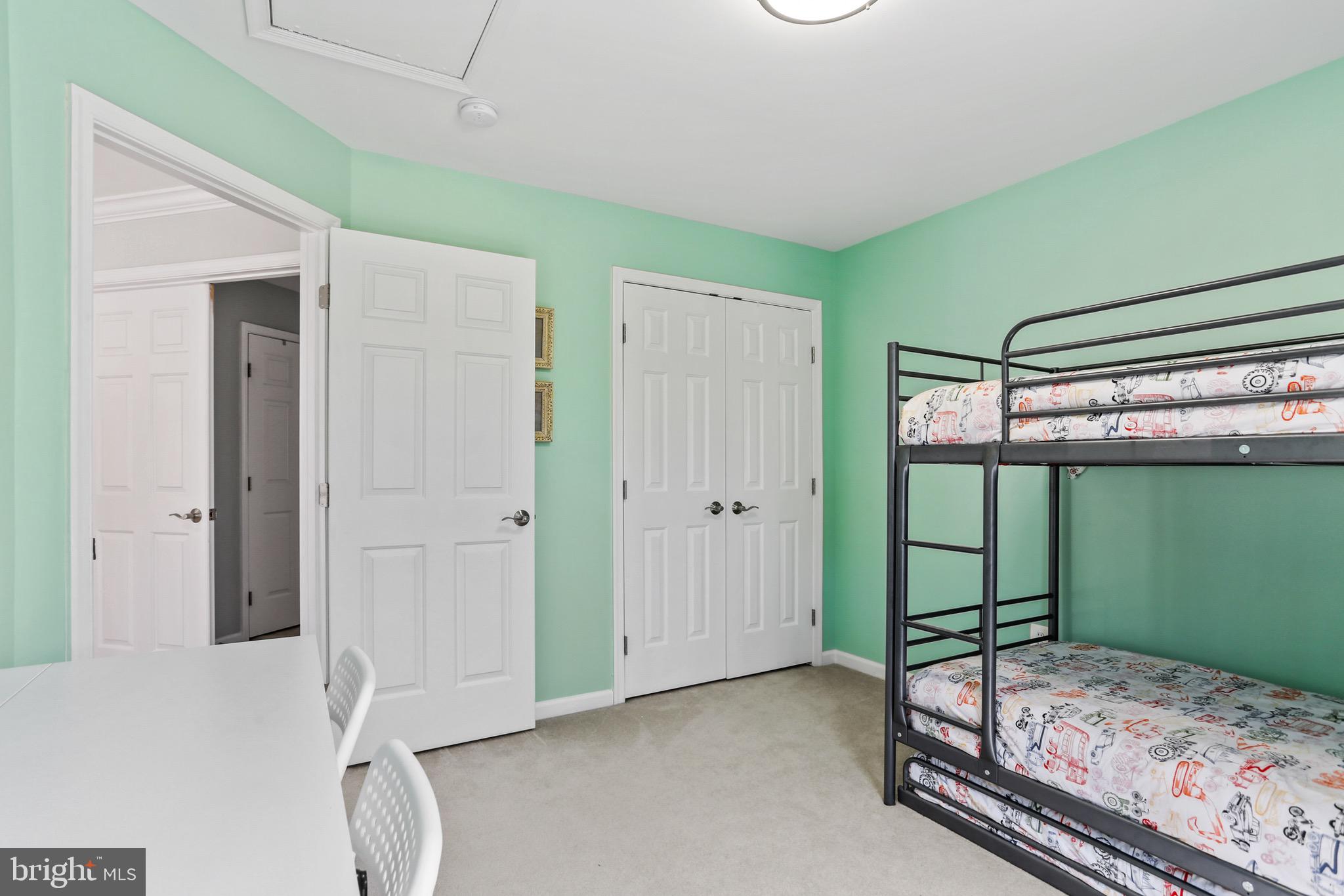 SUMNERS HOLLOW - Residential