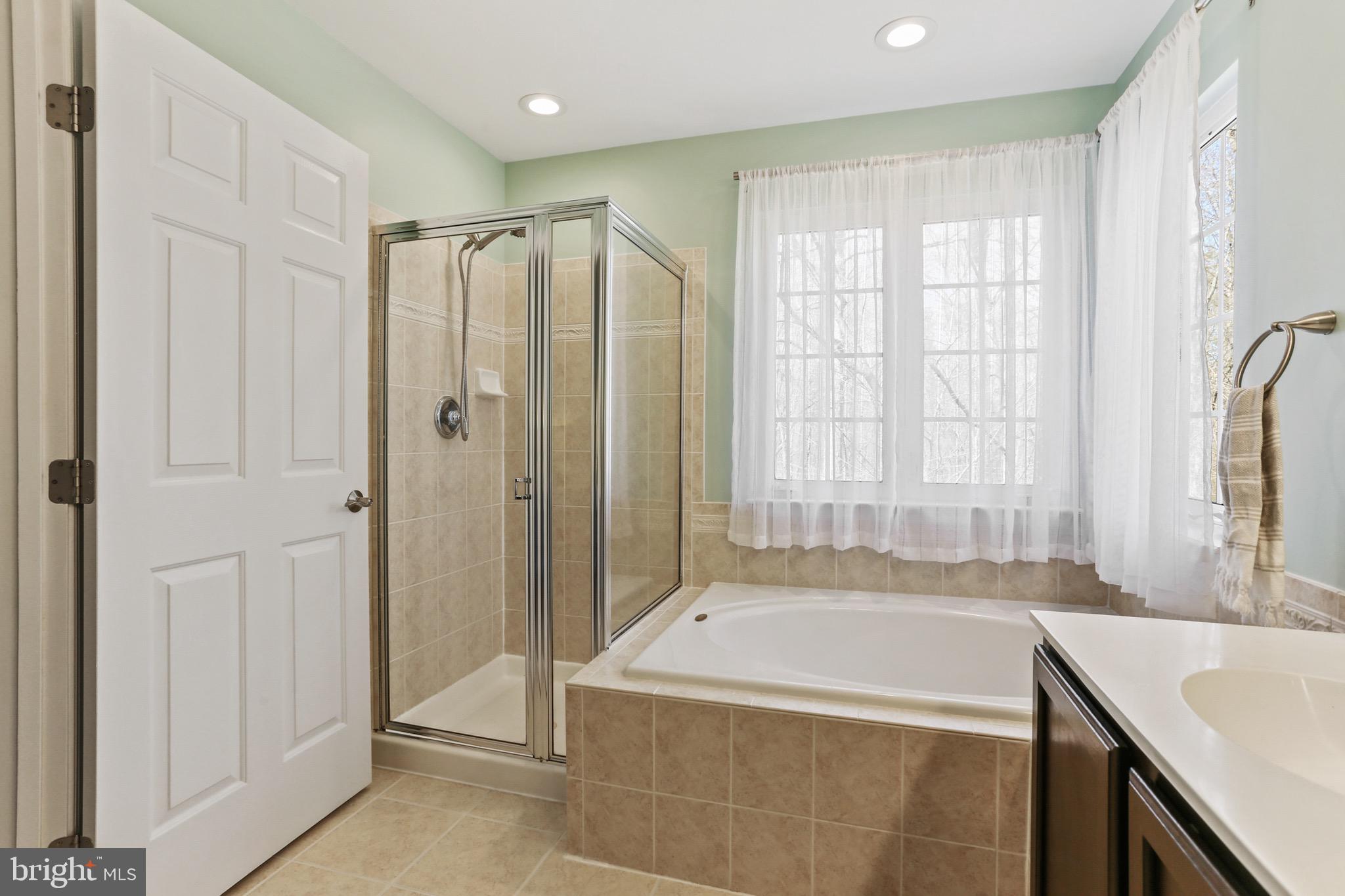 SUMNERS HOLLOW - Residential