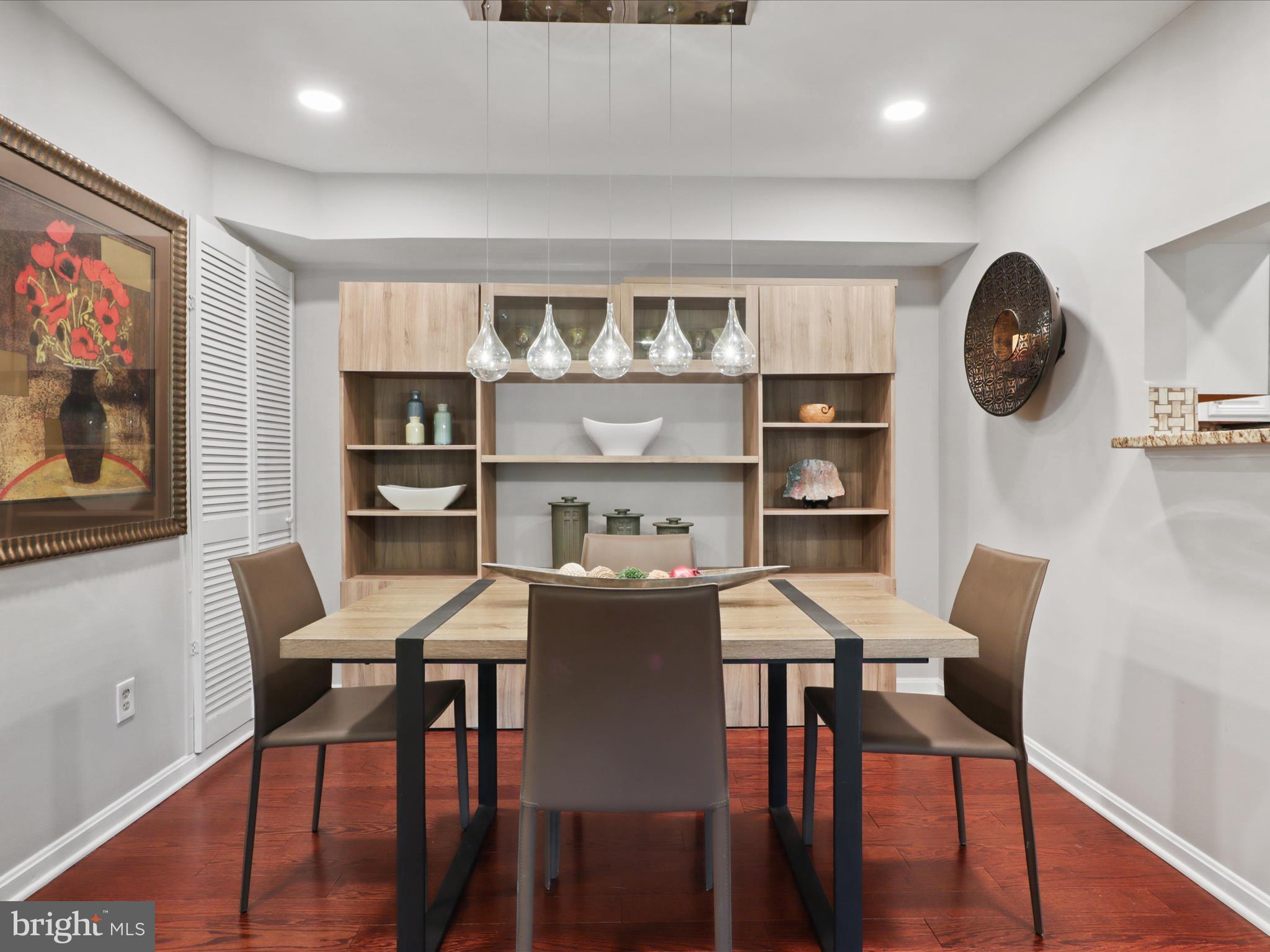 BRISTOL HOUSE - Residential