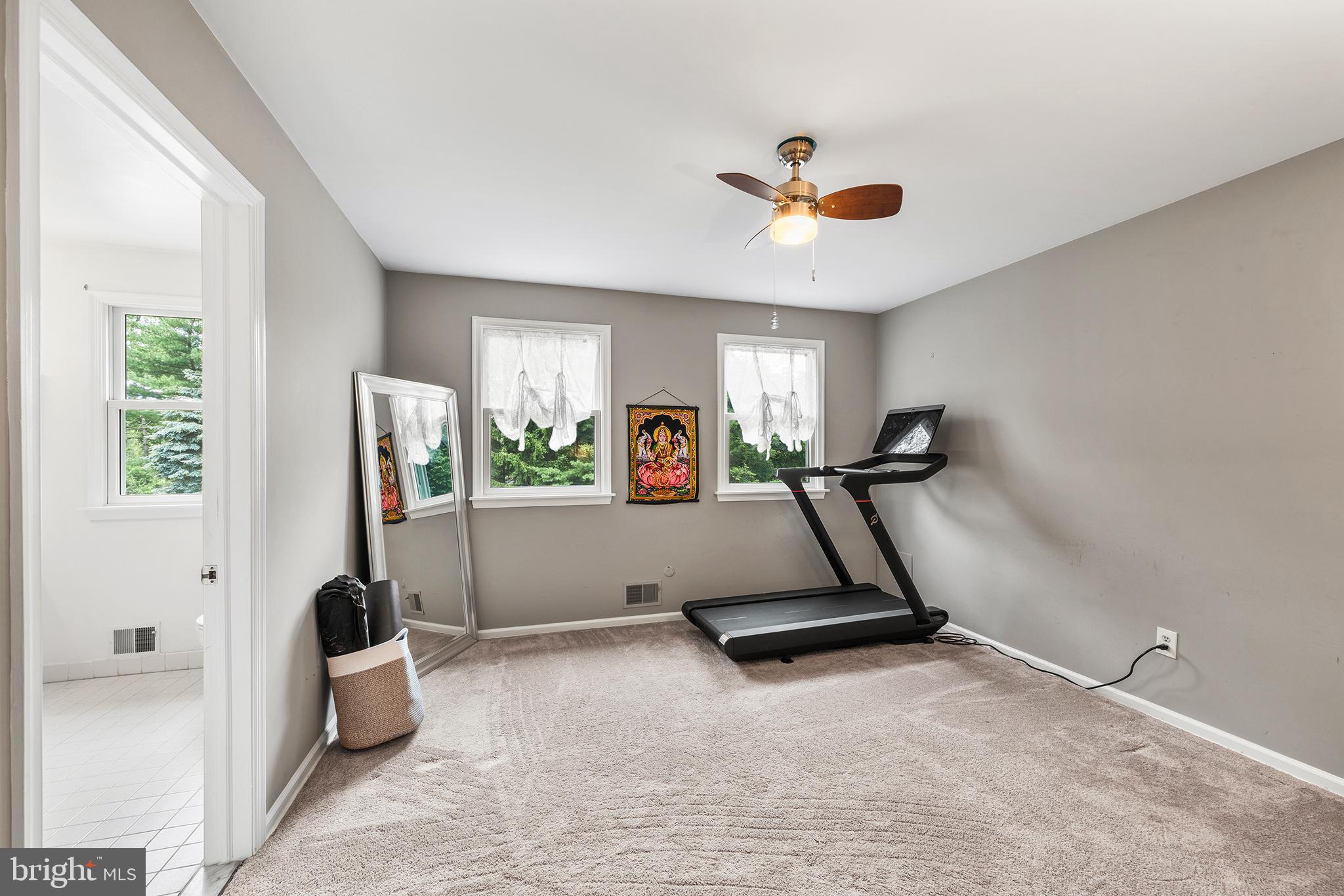 HUNT VALLEY - Residential