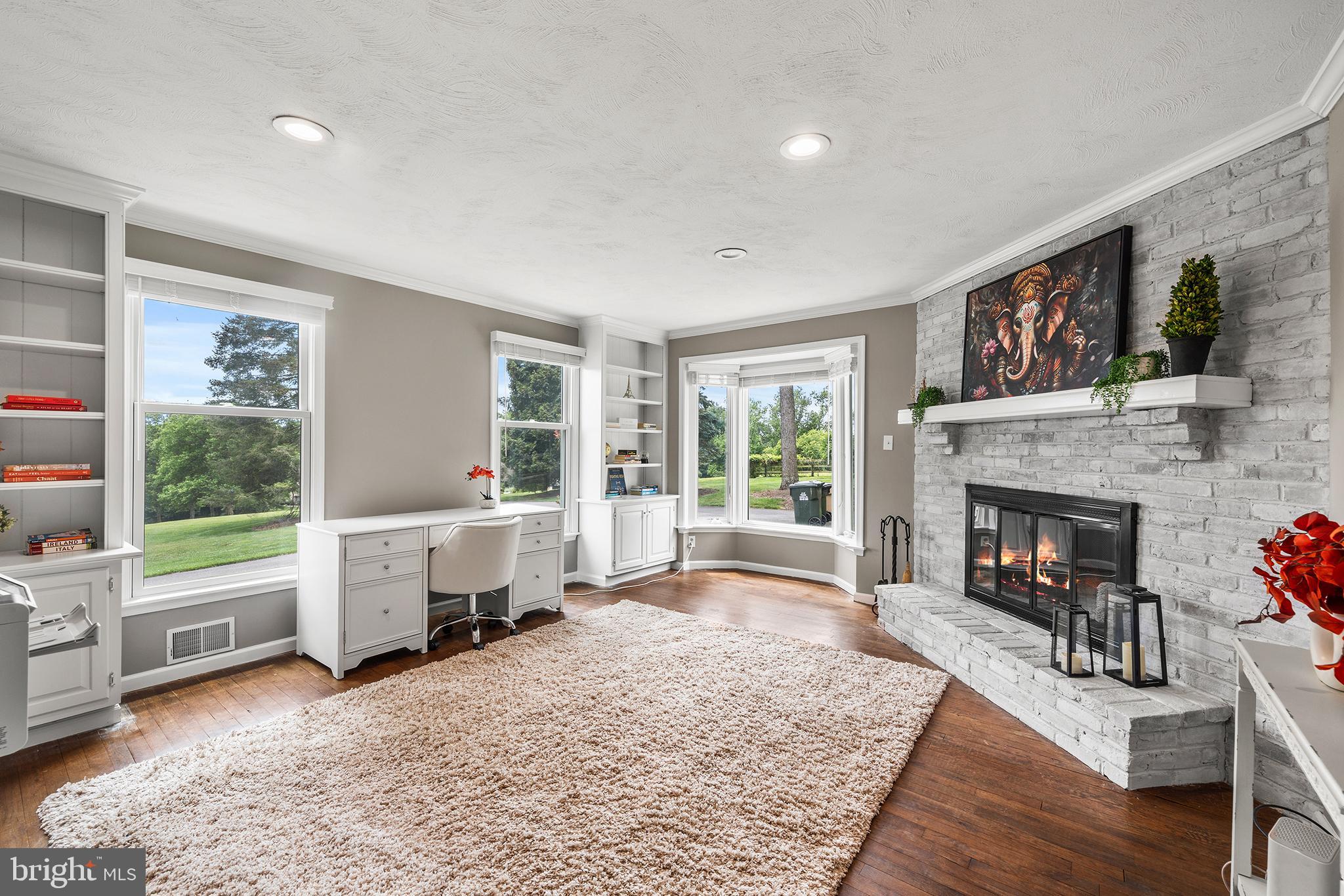 HUNT VALLEY - Residential
