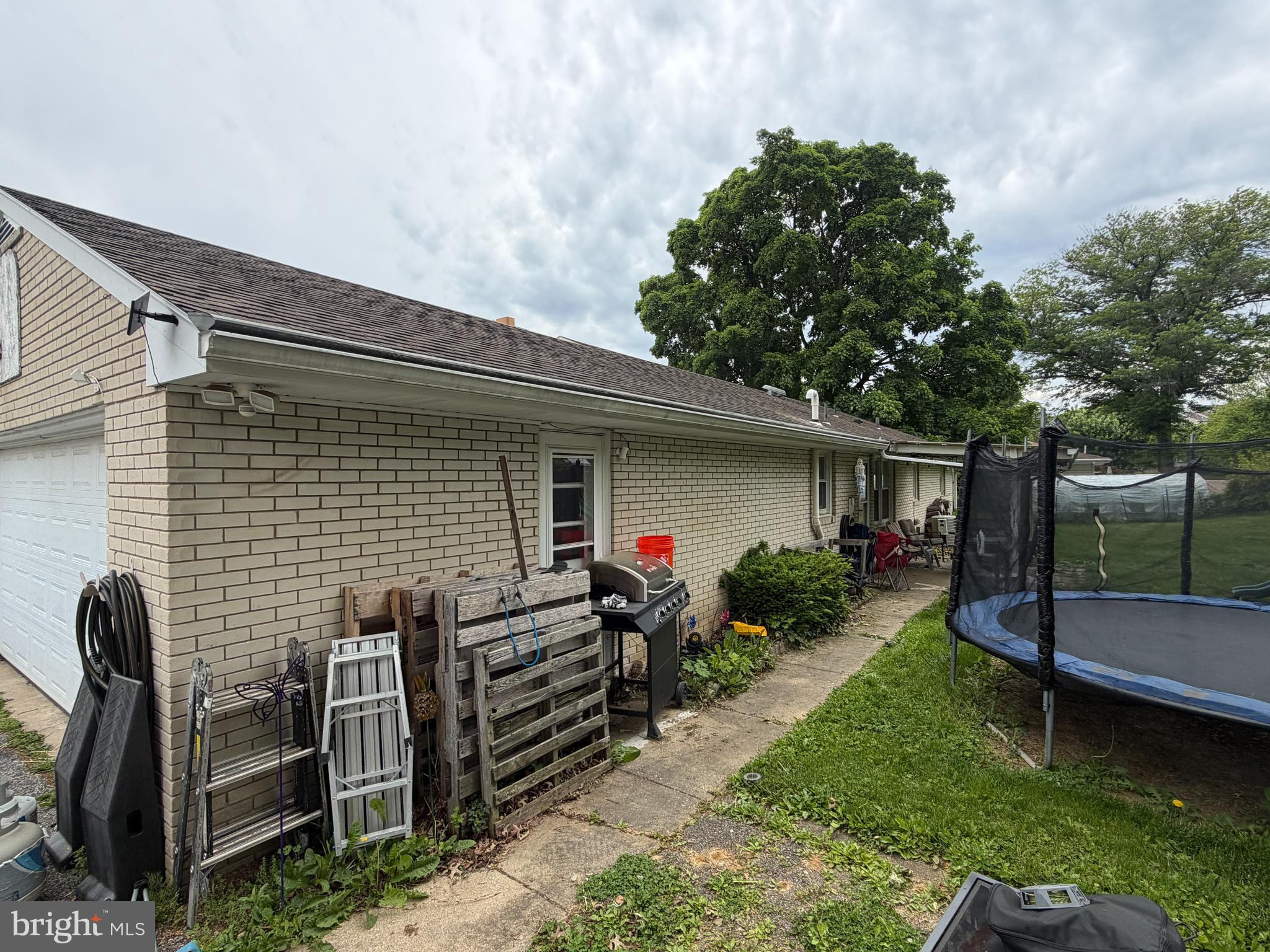 PLEASUREVILLE - Residential