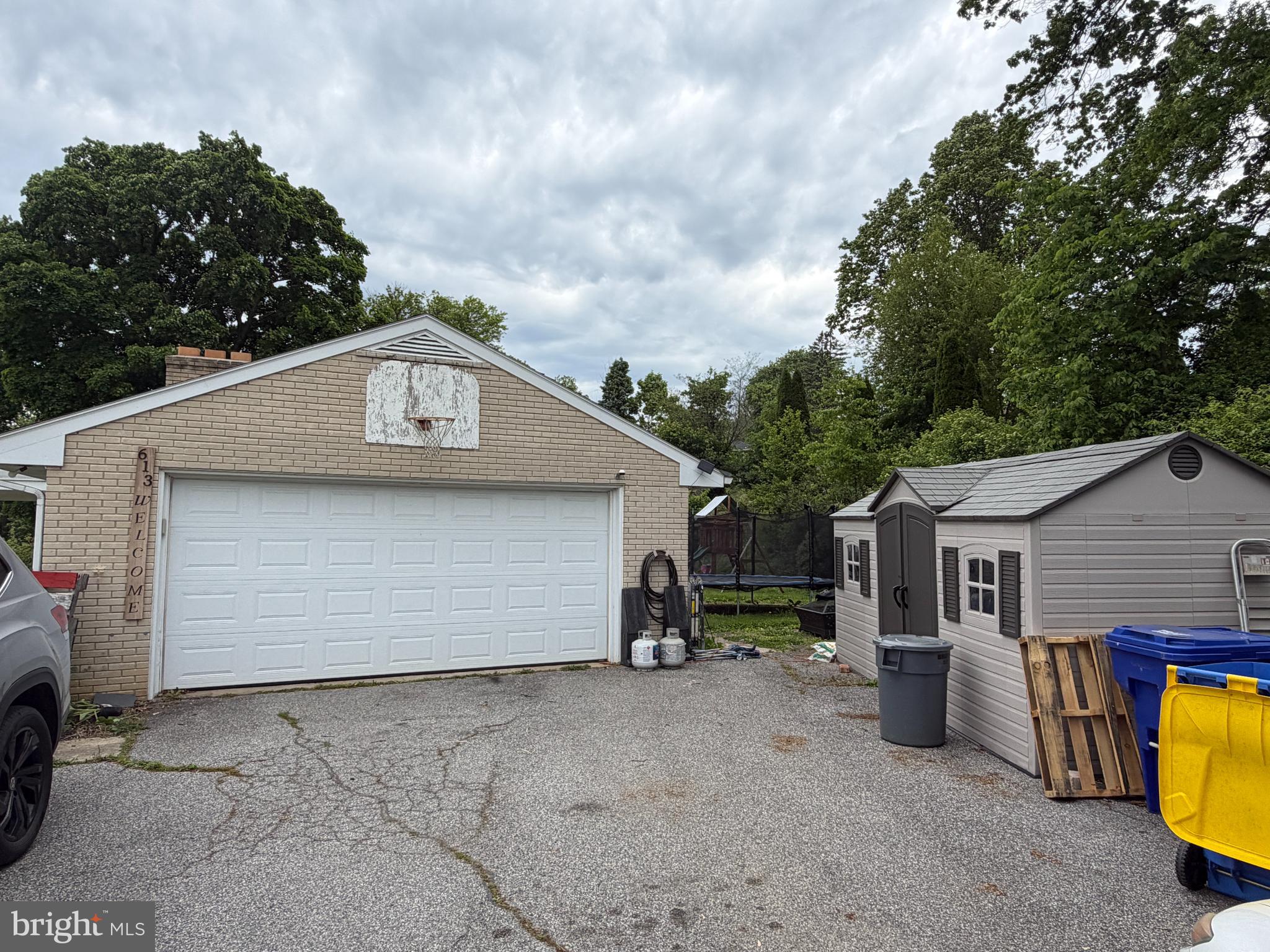 PLEASUREVILLE - Residential