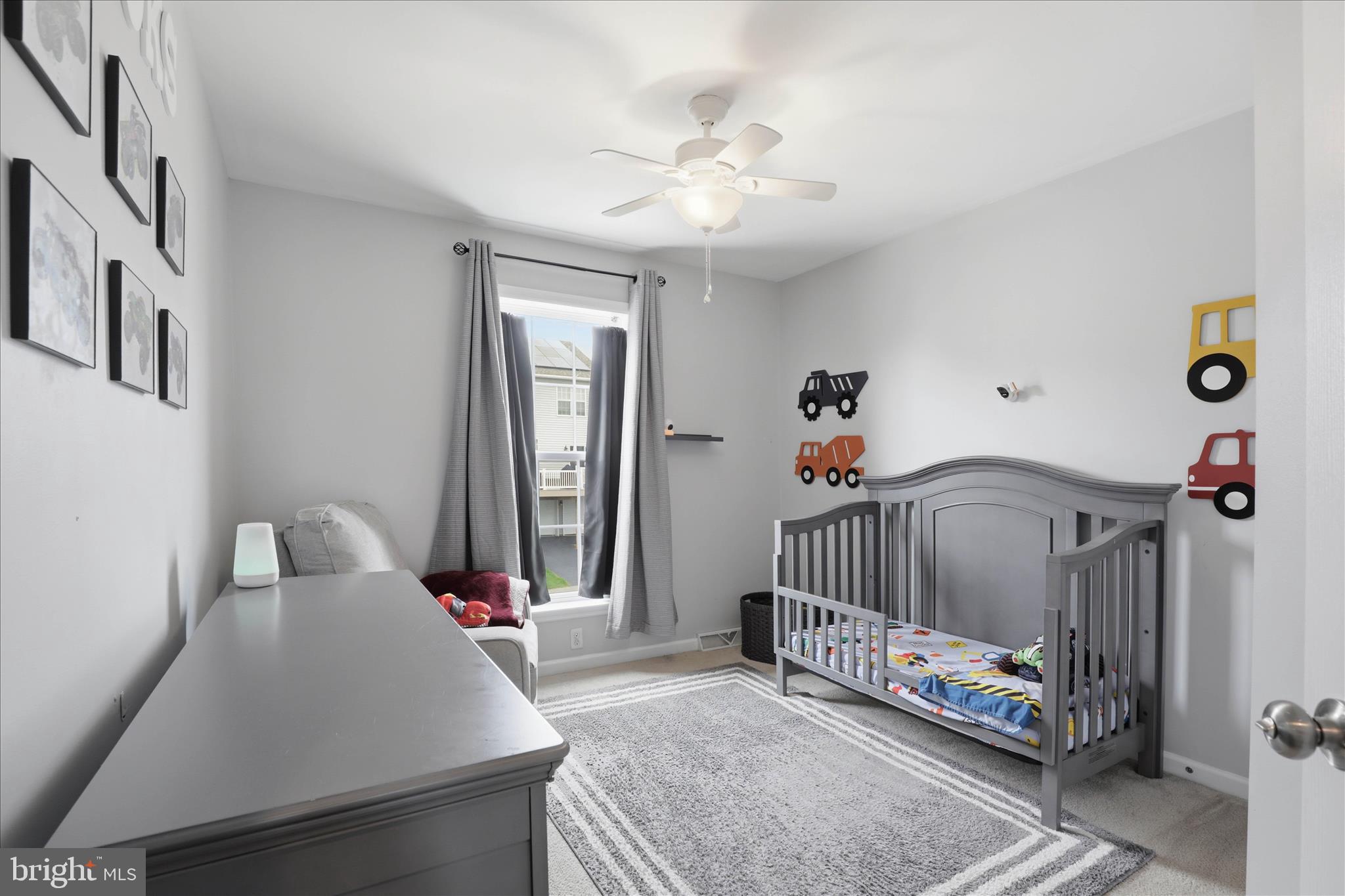 FLORIN HILL - Residential
