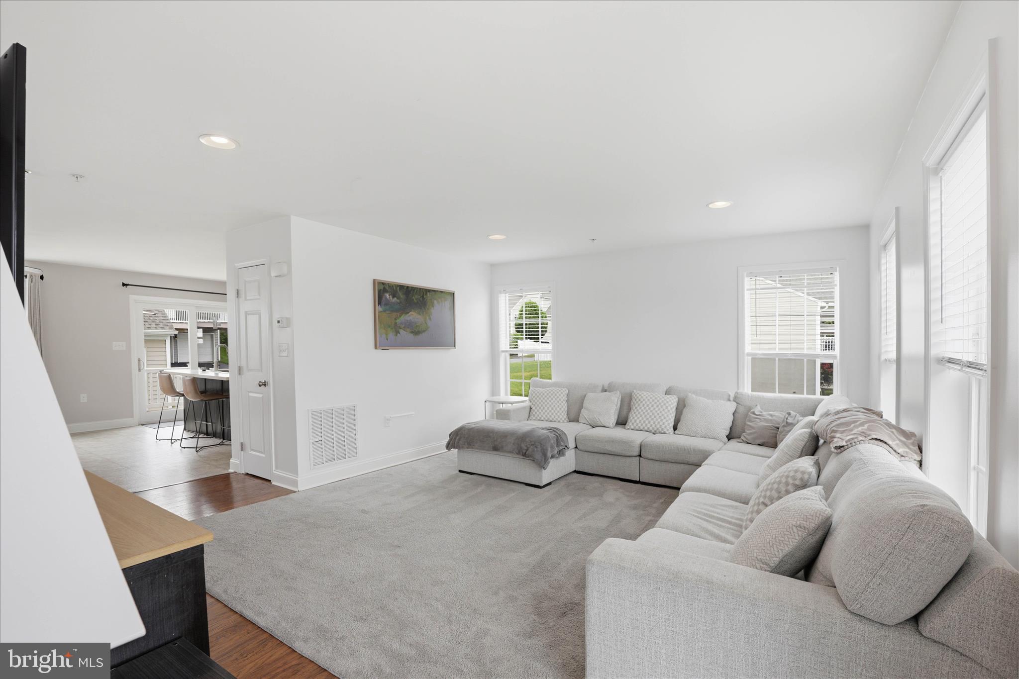 FLORIN HILL - Residential