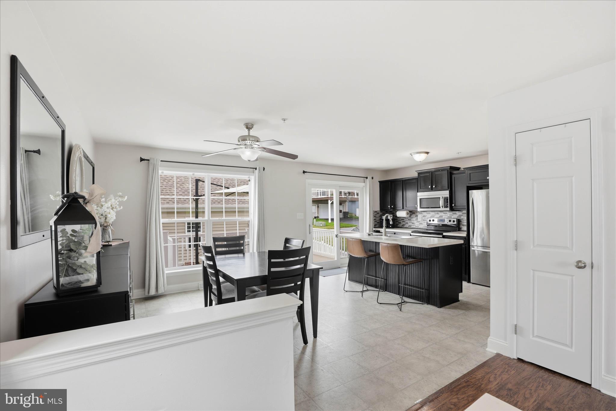 FLORIN HILL - Residential