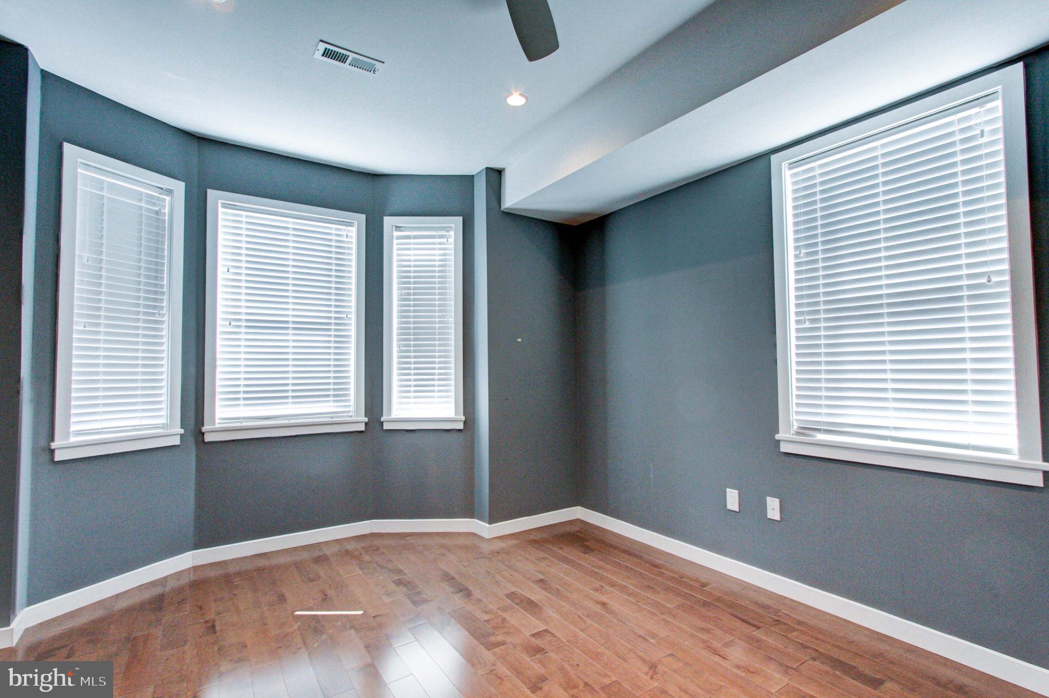 GRAYS FERRY - Residential