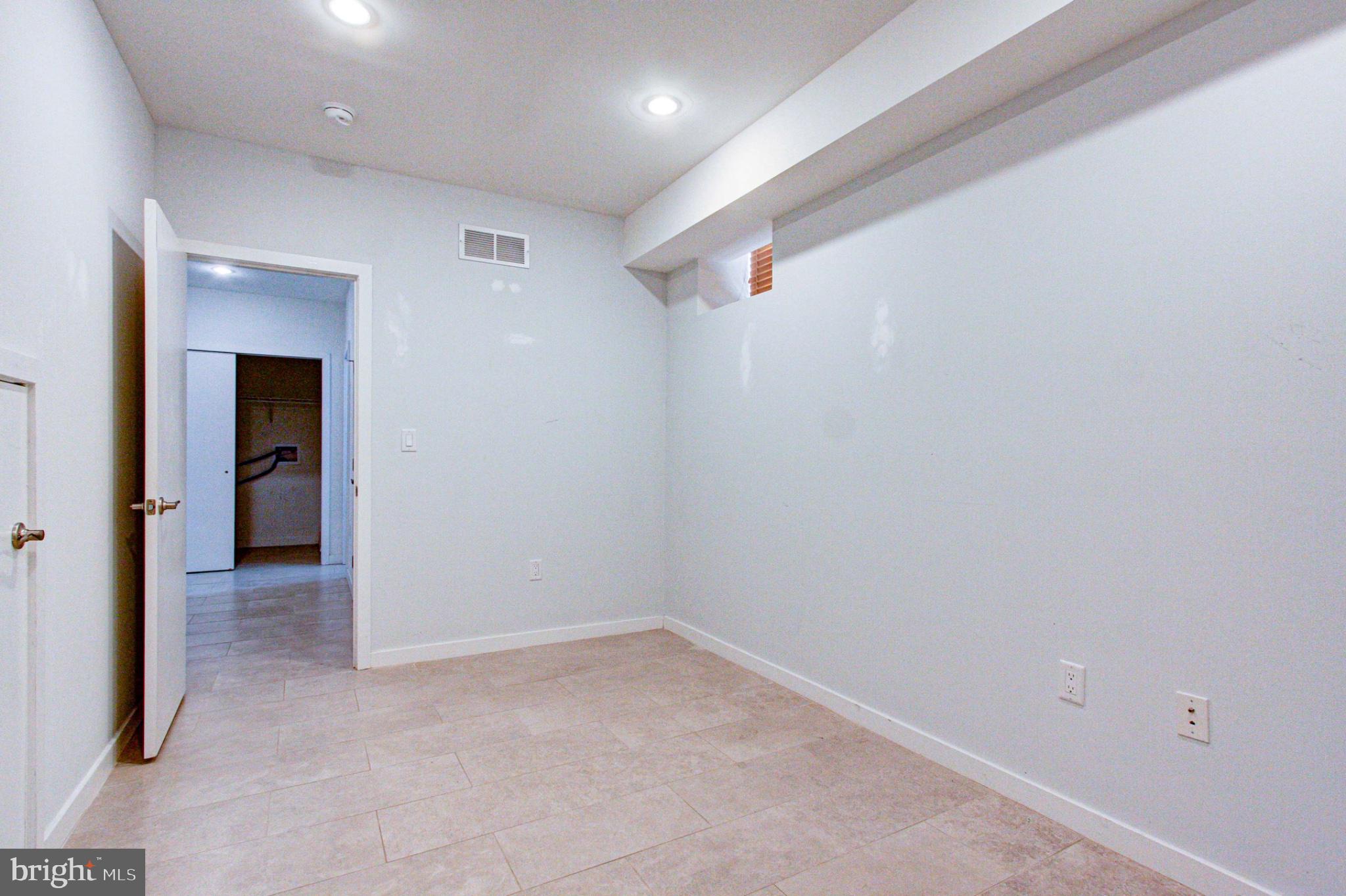 GRAYS FERRY - Residential