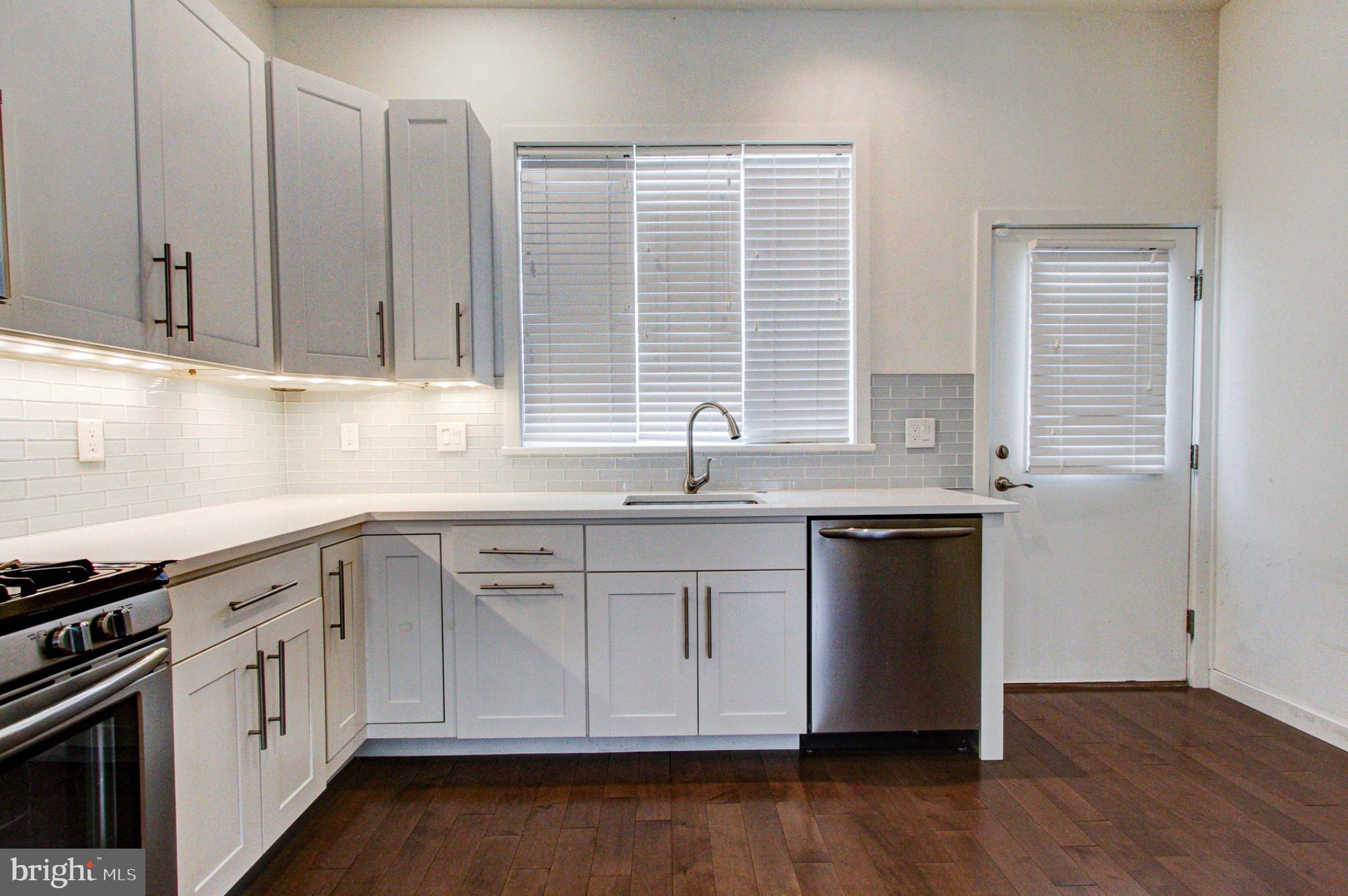 GRAYS FERRY - Residential