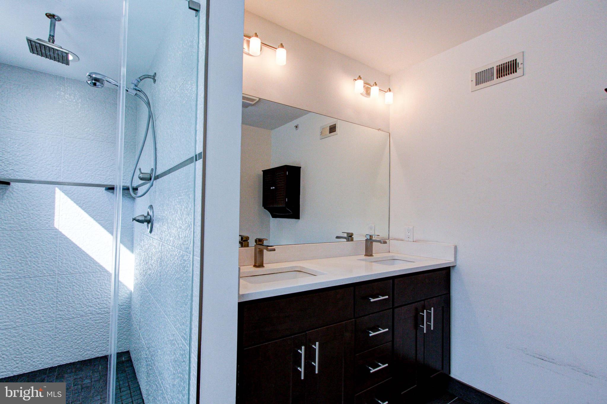 GRAYS FERRY - Residential
