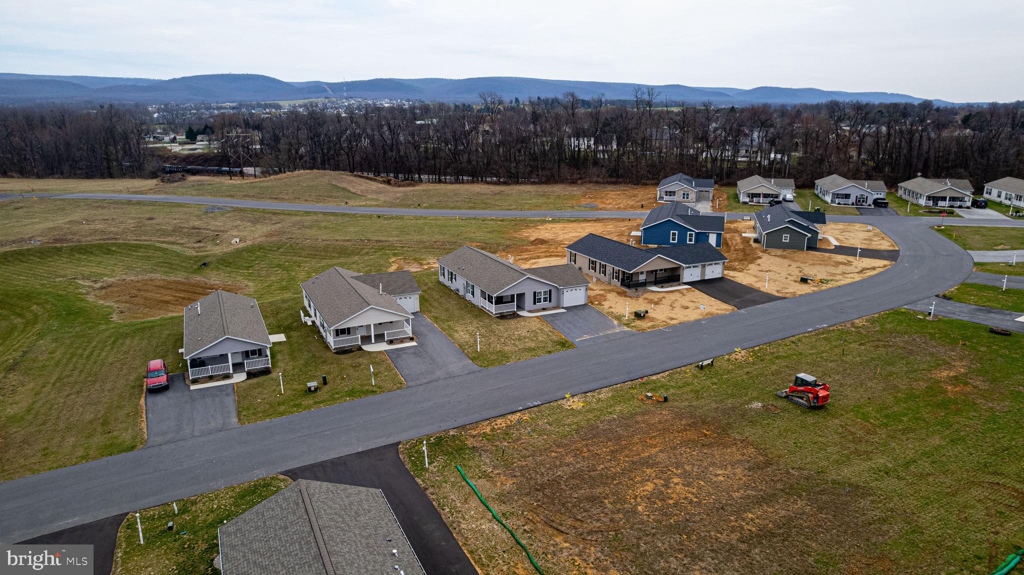 SHIPPENSBURG VILLAGE - Residential