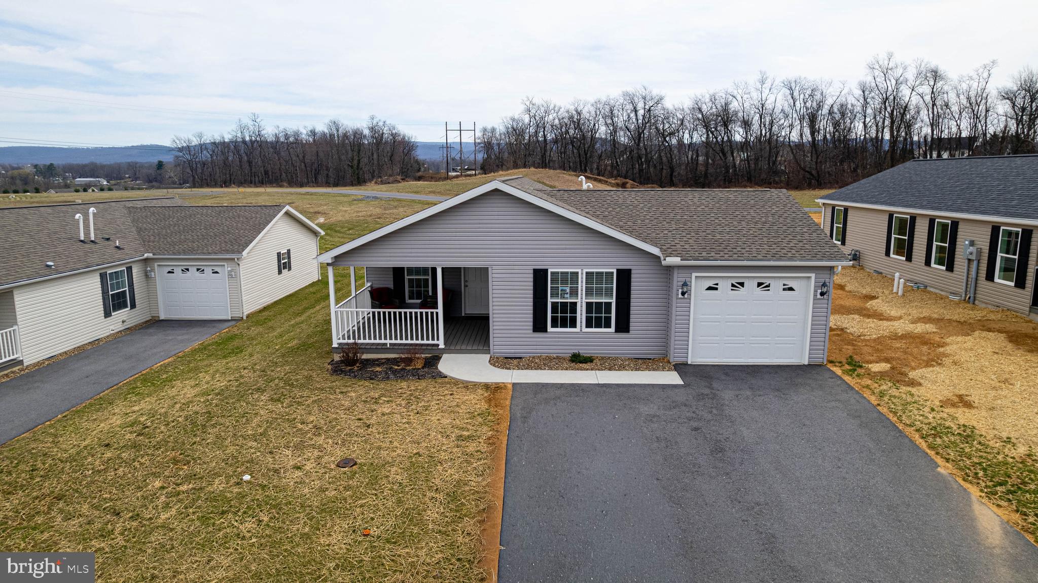 SHIPPENSBURG VILLAGE - Residential