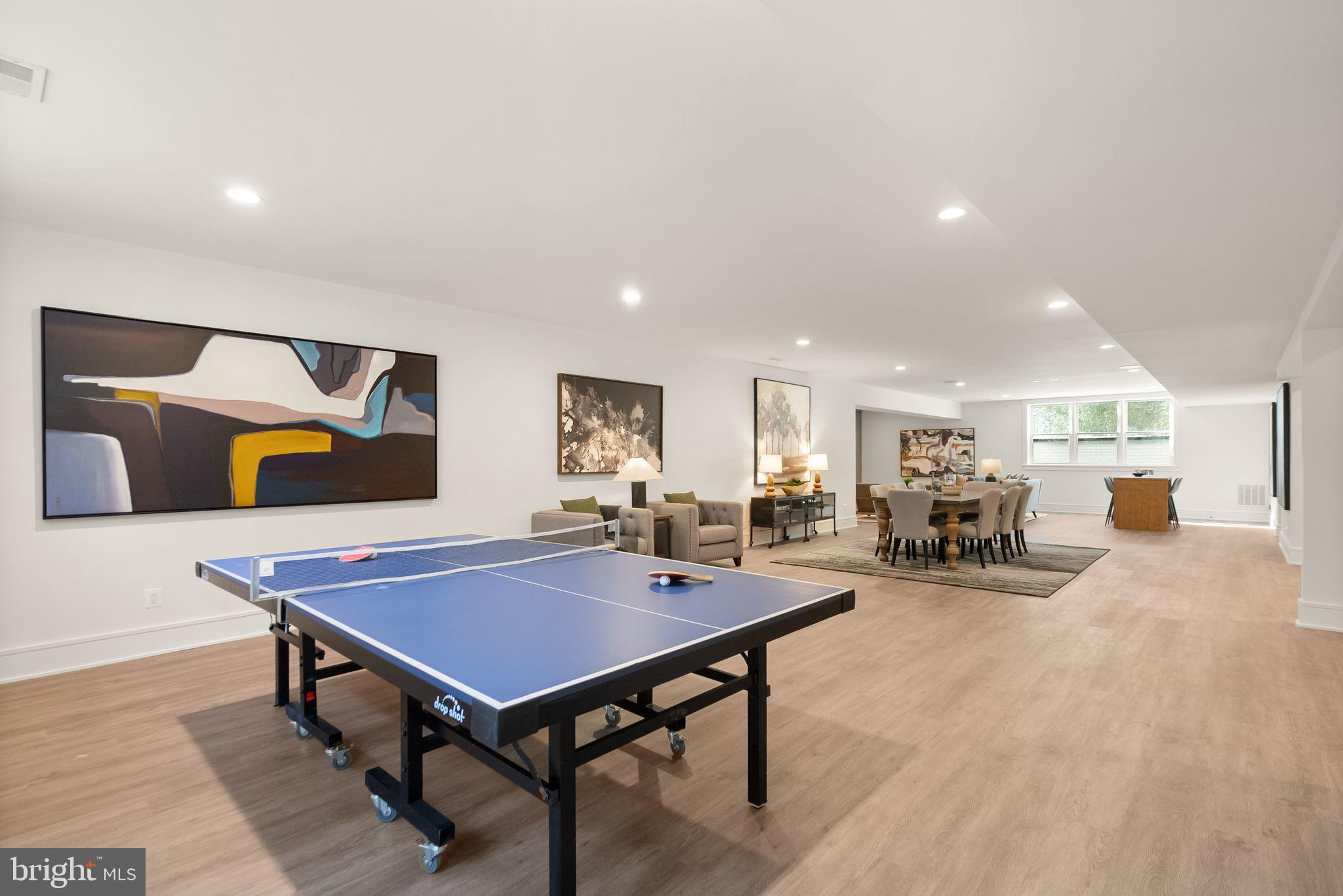 CHESTERBROOK WOODS - Residential