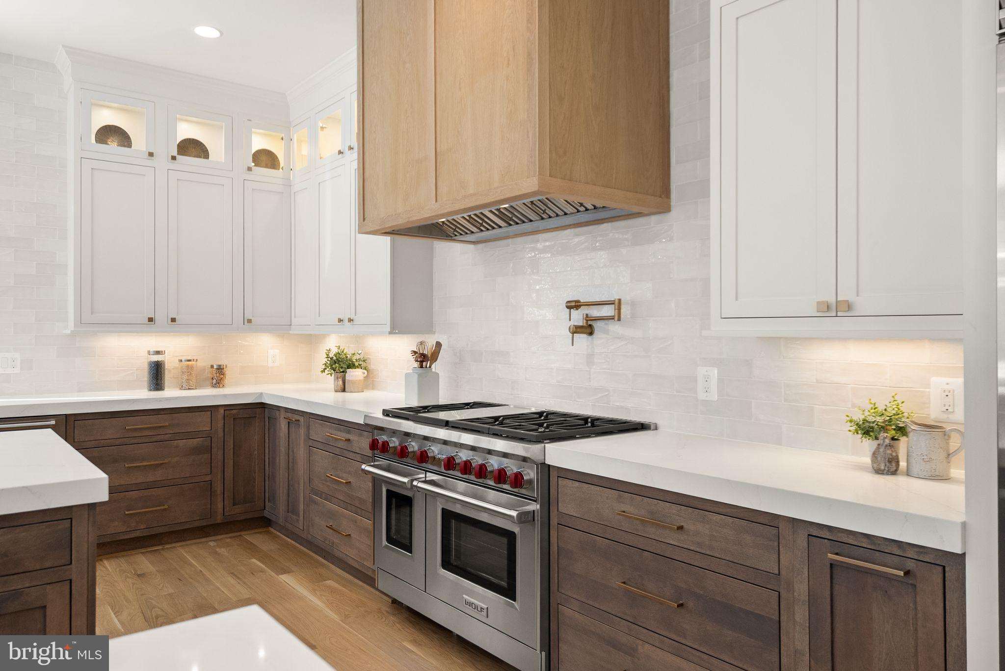 CHESTERBROOK WOODS - Residential