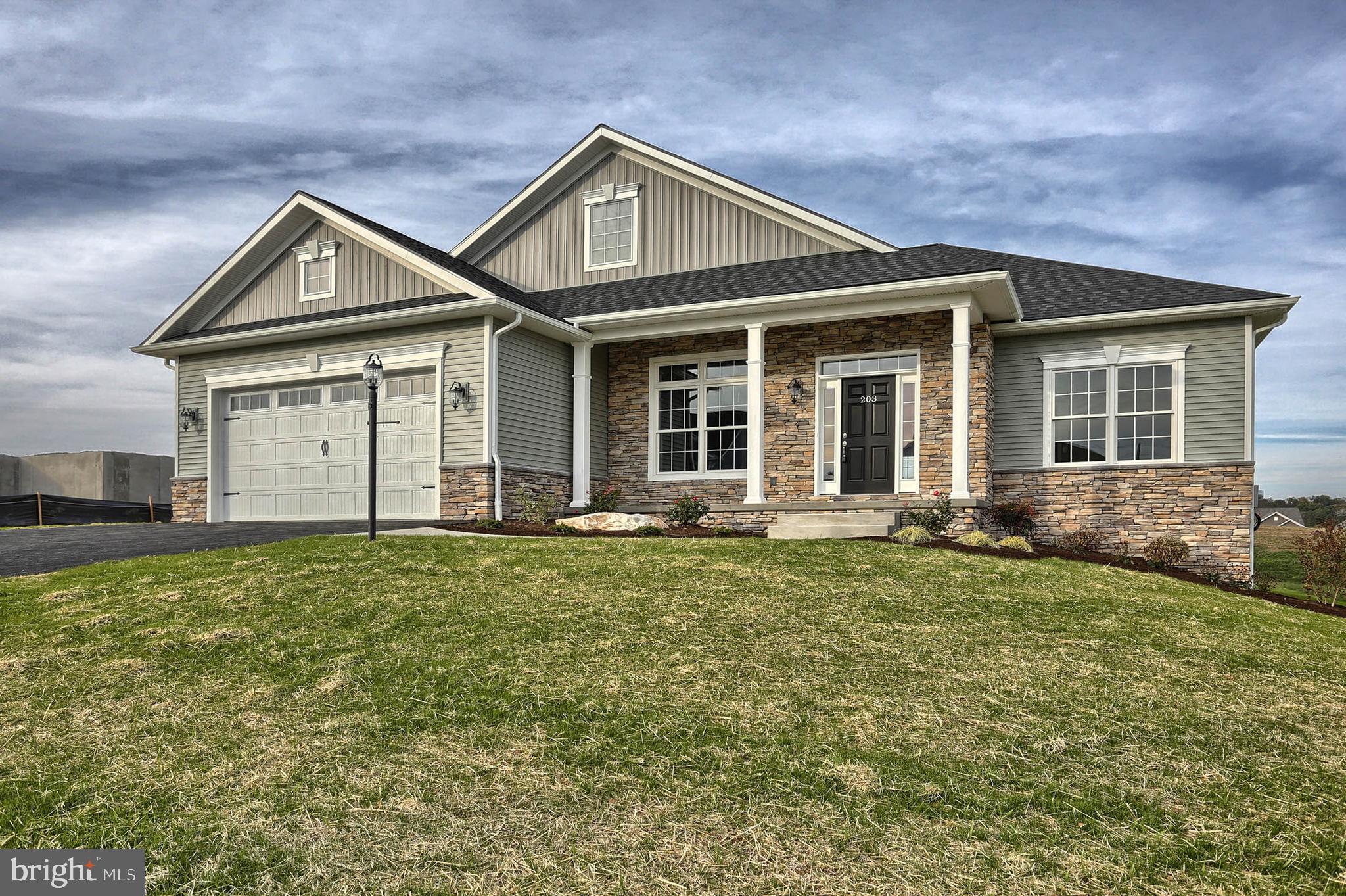 THE ESTATES AT HEARTHSIDE - Residential