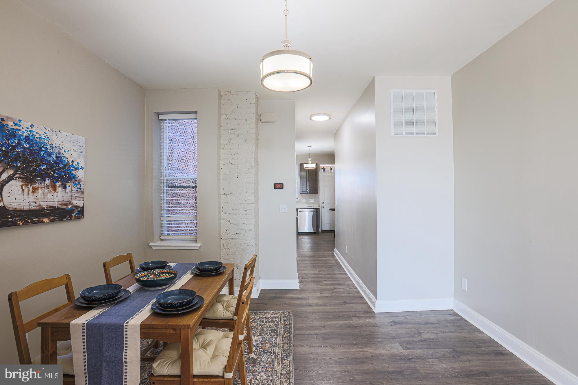 SANDTOWN-WINCHESTER - Residential