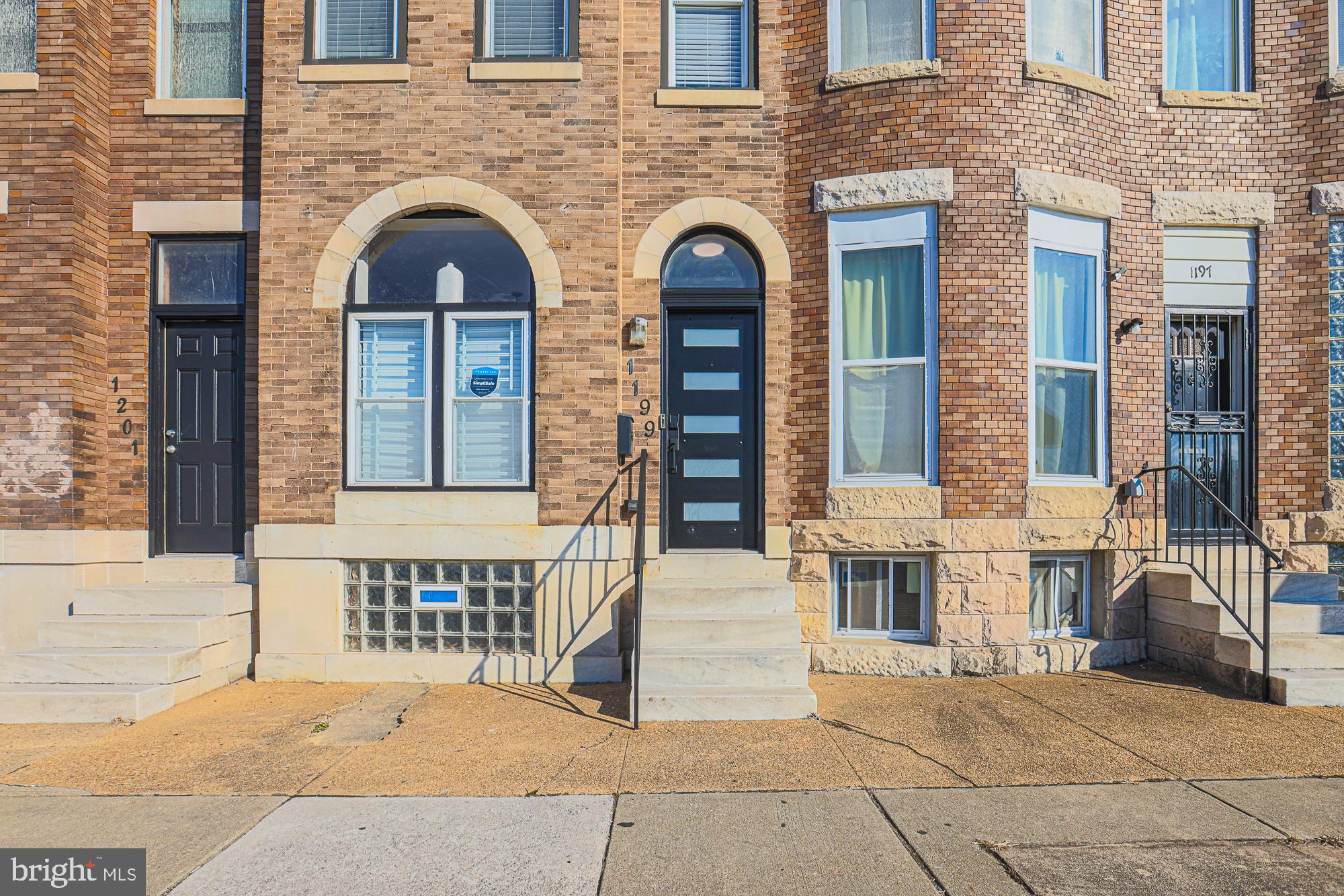 SANDTOWN-WINCHESTER - Residential