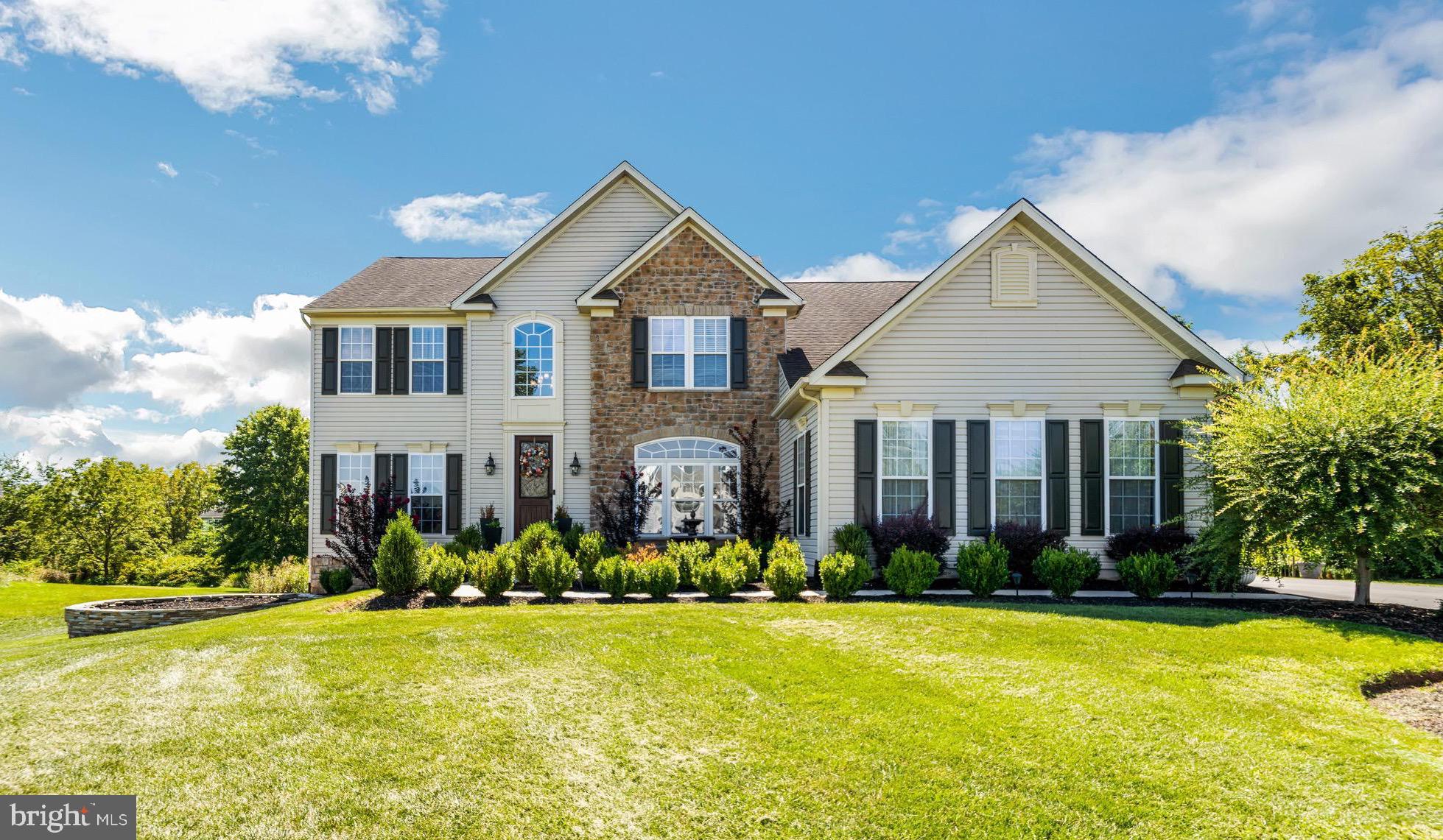 MACOBY WOODS - Residential