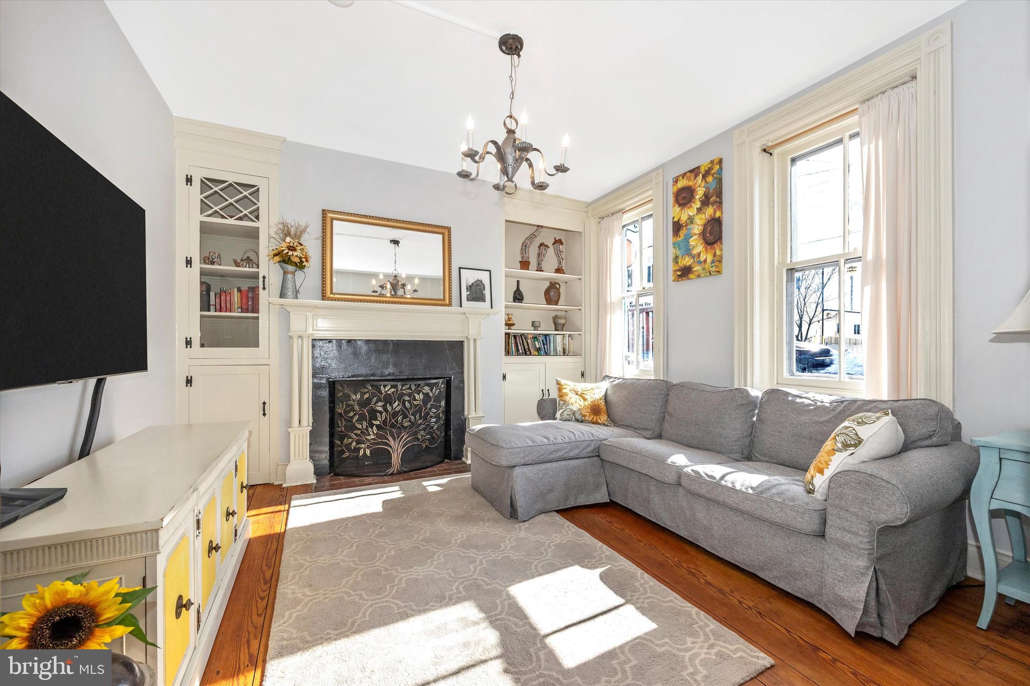 NEW MARKET HISTORIC DISTRICT - Residential