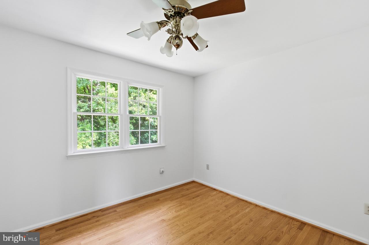 FOUR OAKS ESTATES - Residential