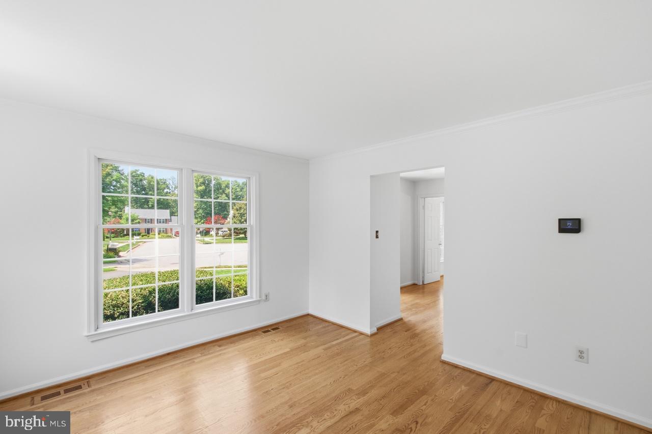 FOUR OAKS ESTATES - Residential