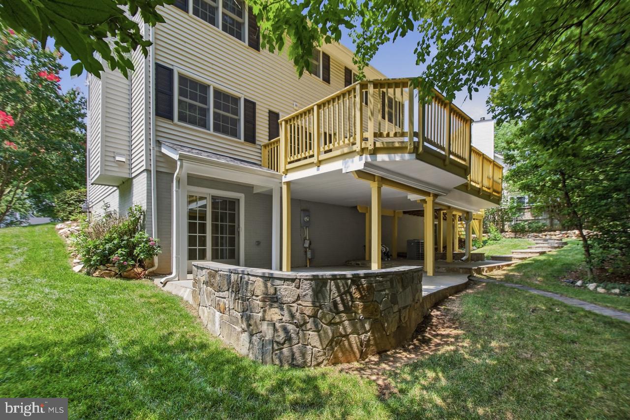 FOUR OAKS ESTATES - Residential