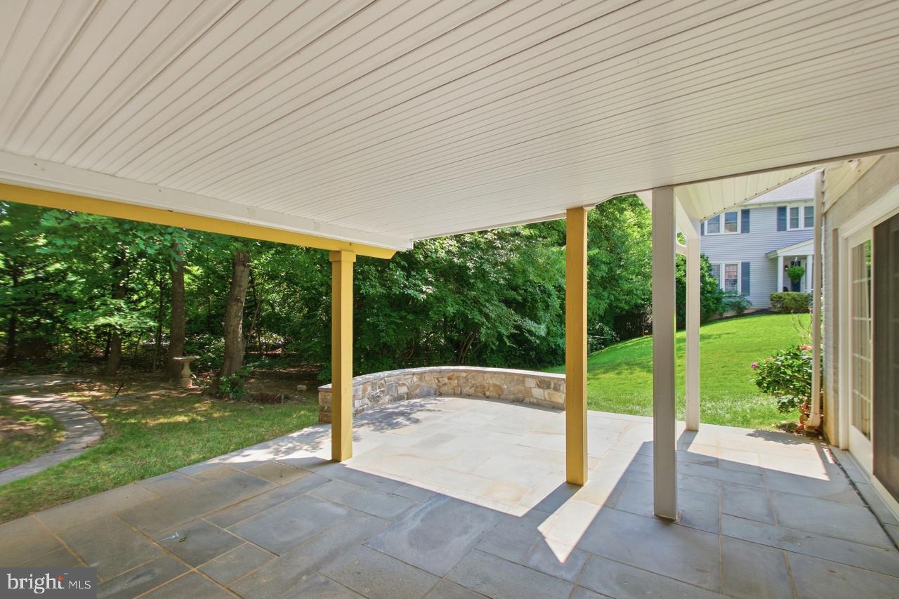 FOUR OAKS ESTATES - Residential