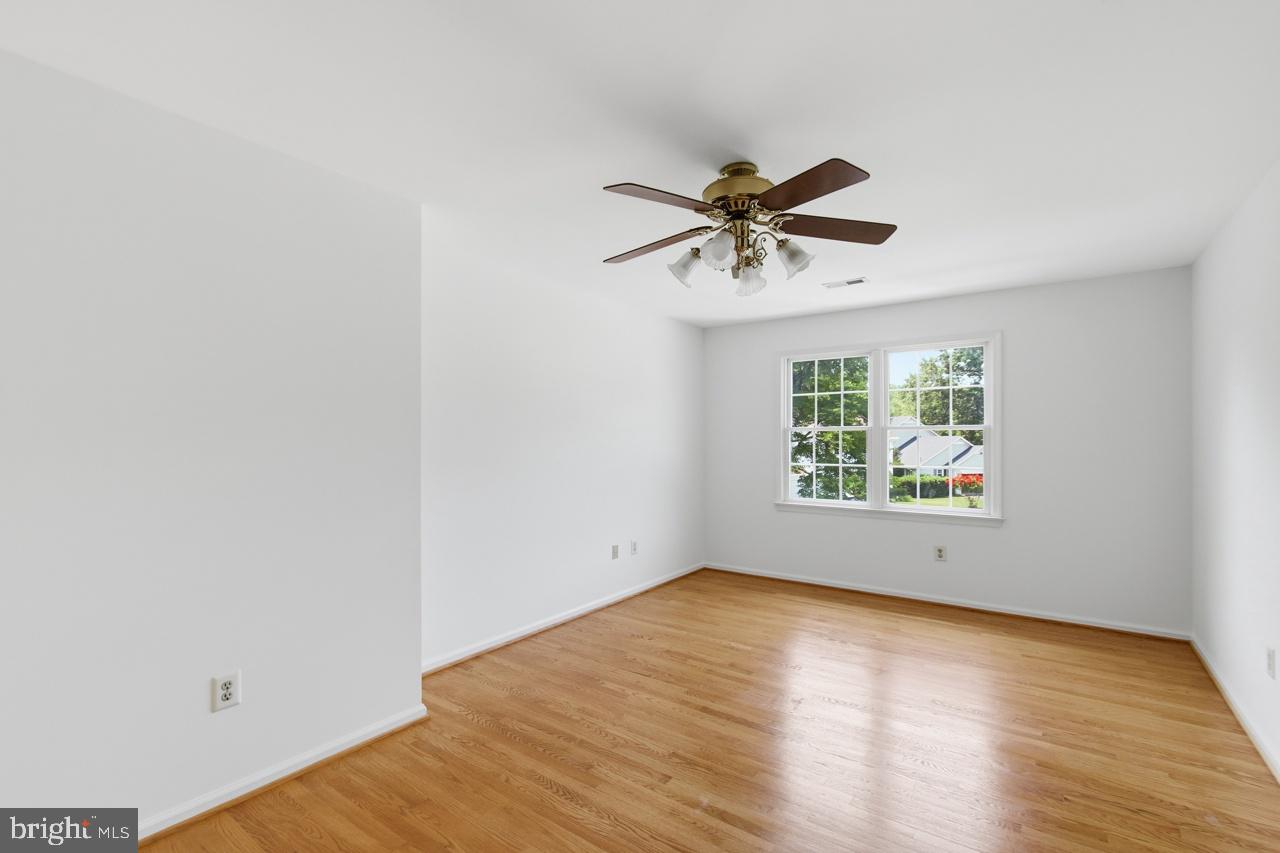 FOUR OAKS ESTATES - Residential