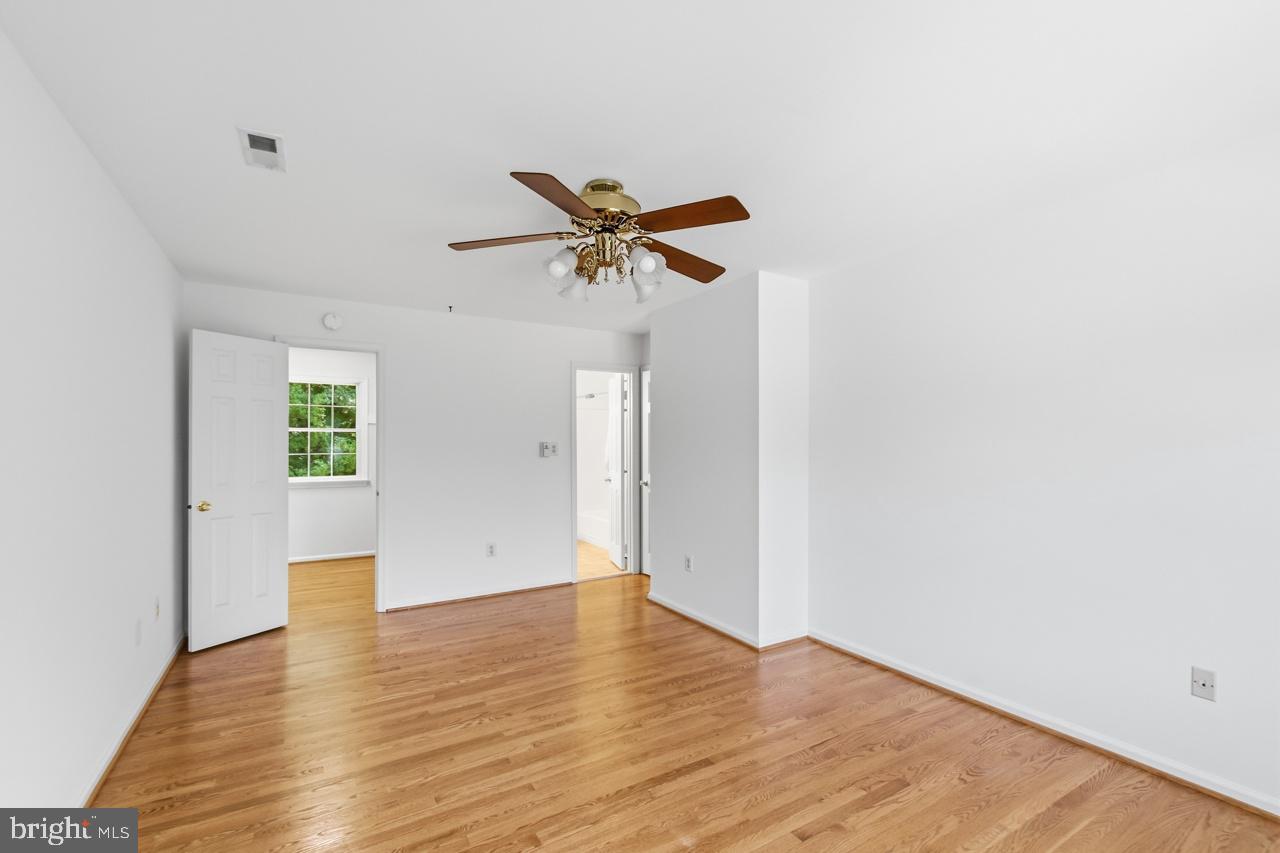 FOUR OAKS ESTATES - Residential
