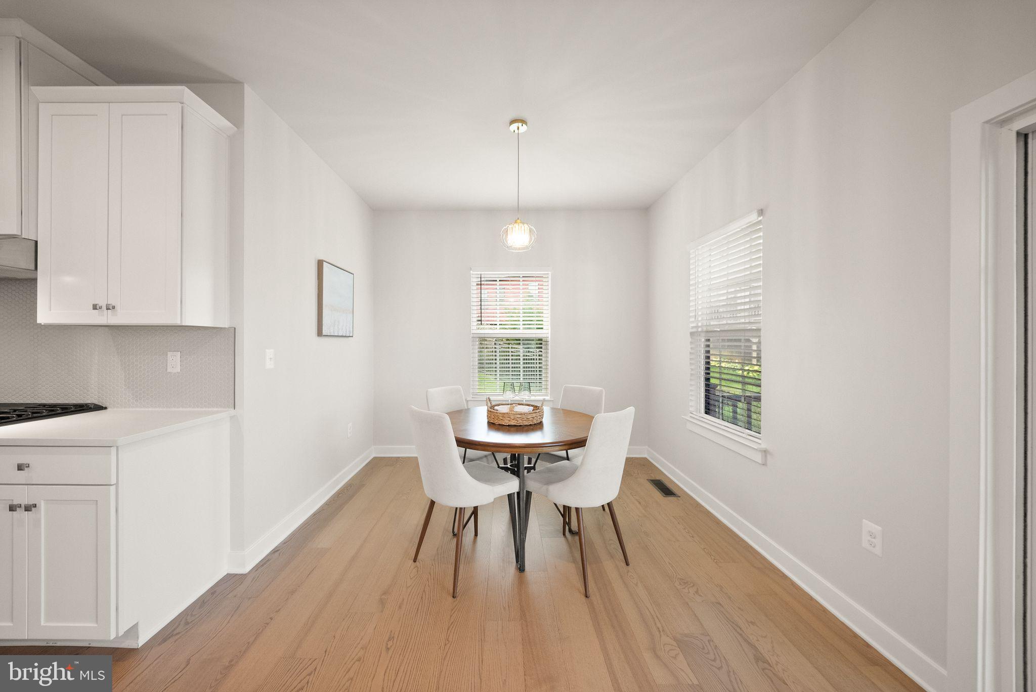KENSINGTON HILL - Residential