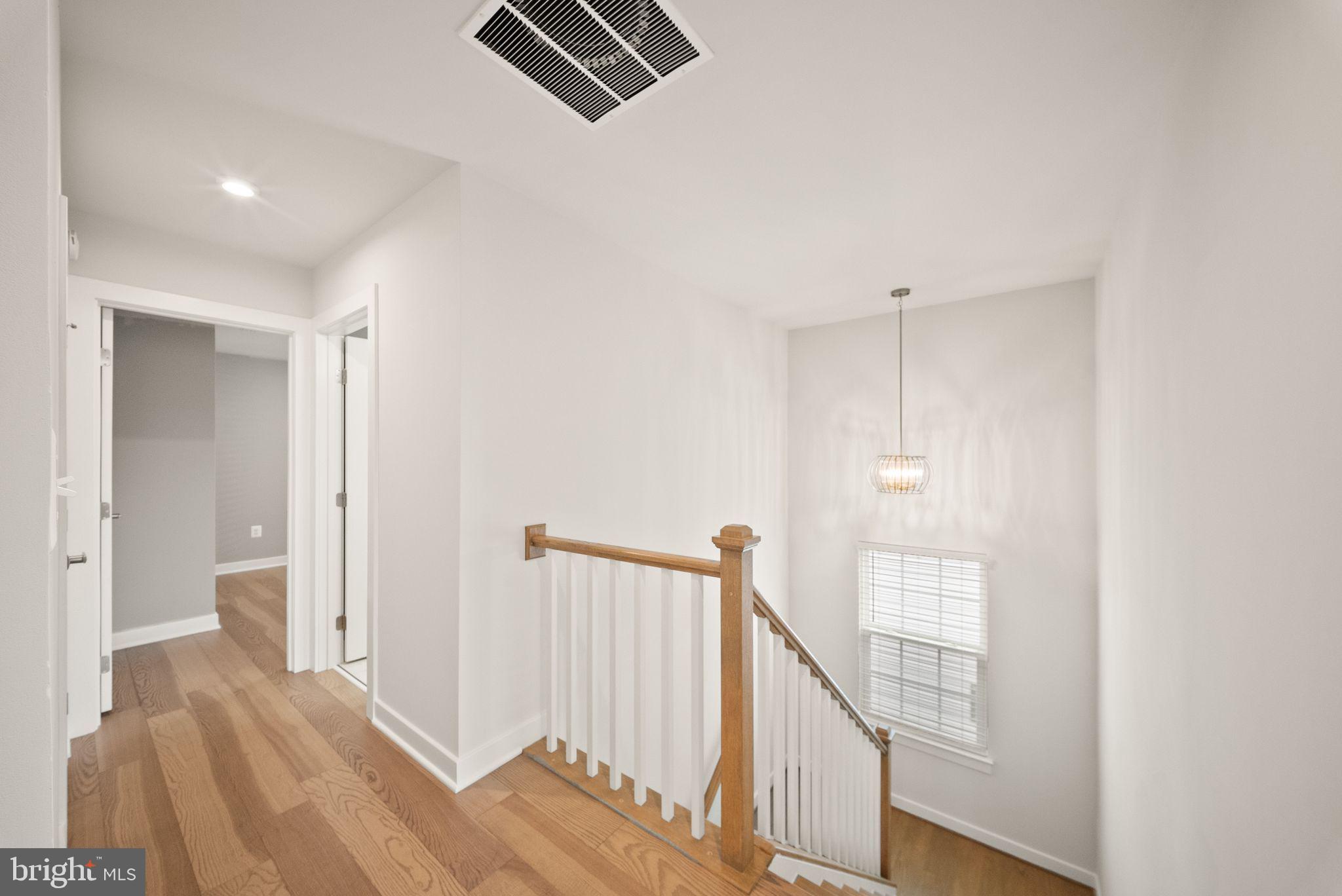 KENSINGTON HILL - Residential