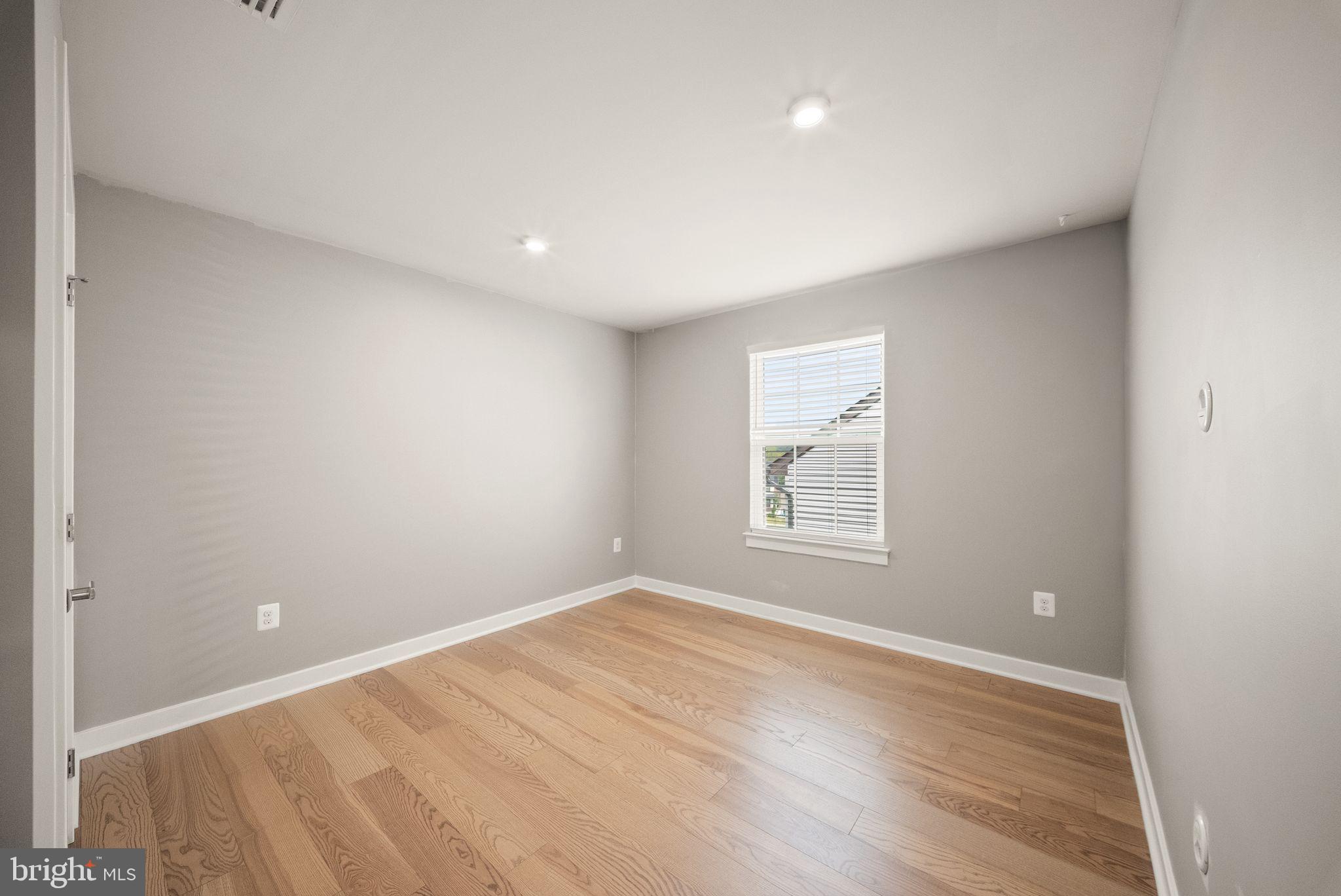 KENSINGTON HILL - Residential
