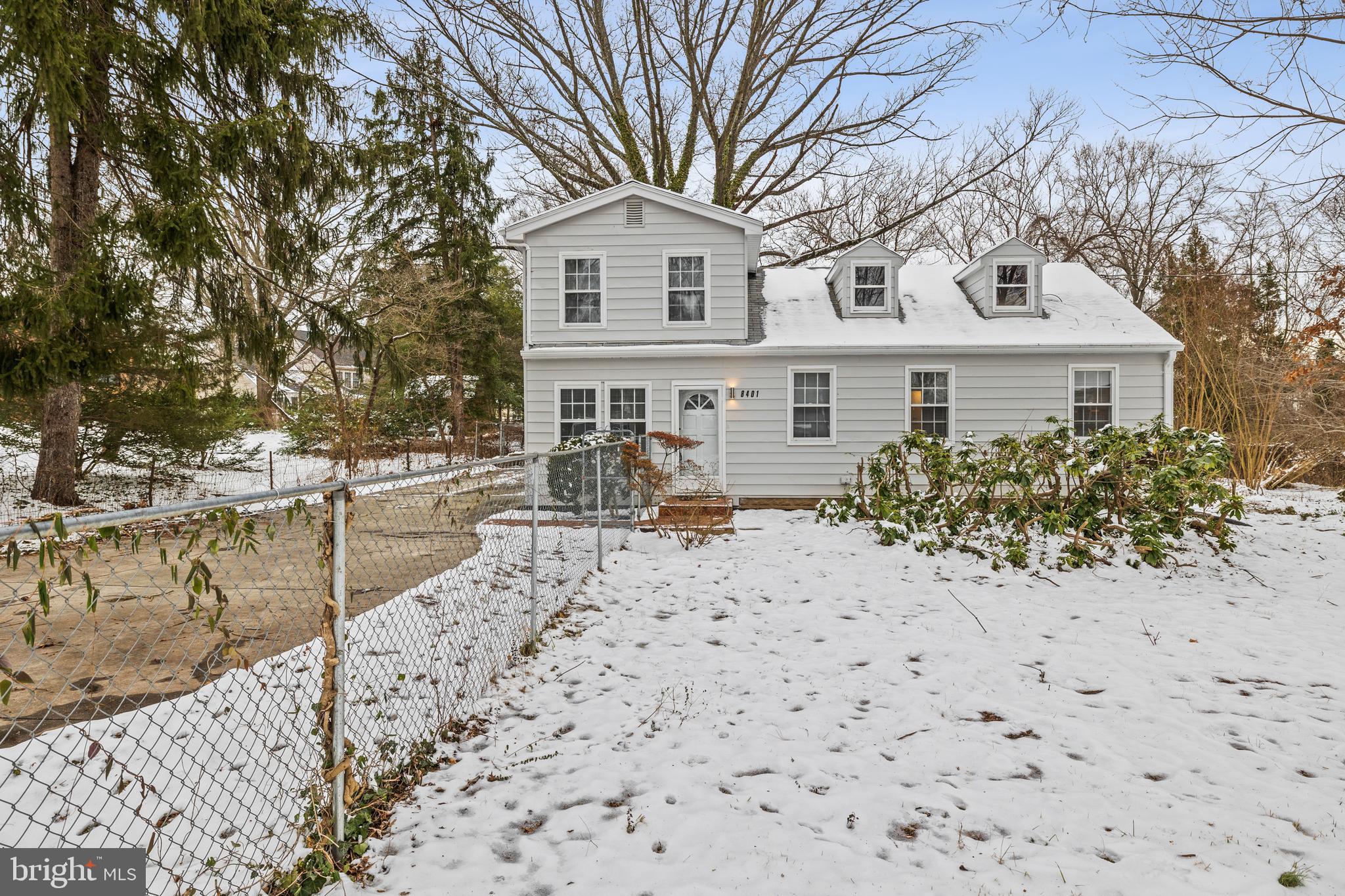 Fantastic find in Alexandria! 6BD/3BA renovated home located on a half-acre private lot. Upon entering, the well laid-out floor plan flows from the large living area with convenient access to the kitchen. The renovated kitchen is complete with brand-new stainless steel appliances. There 4 bedrooms on the main level with 2 full bathrooms. Additional sunroom located on the main level. There are 2 bedrooms and 1 full bathroom upstairs. A large storage loft is located upstairs. Added conveniences include newerHVAC and washer/dryer. 1-car garage. Easy access to commuter routes. Note - There is an additional detached building that is NOT accessible on the property.