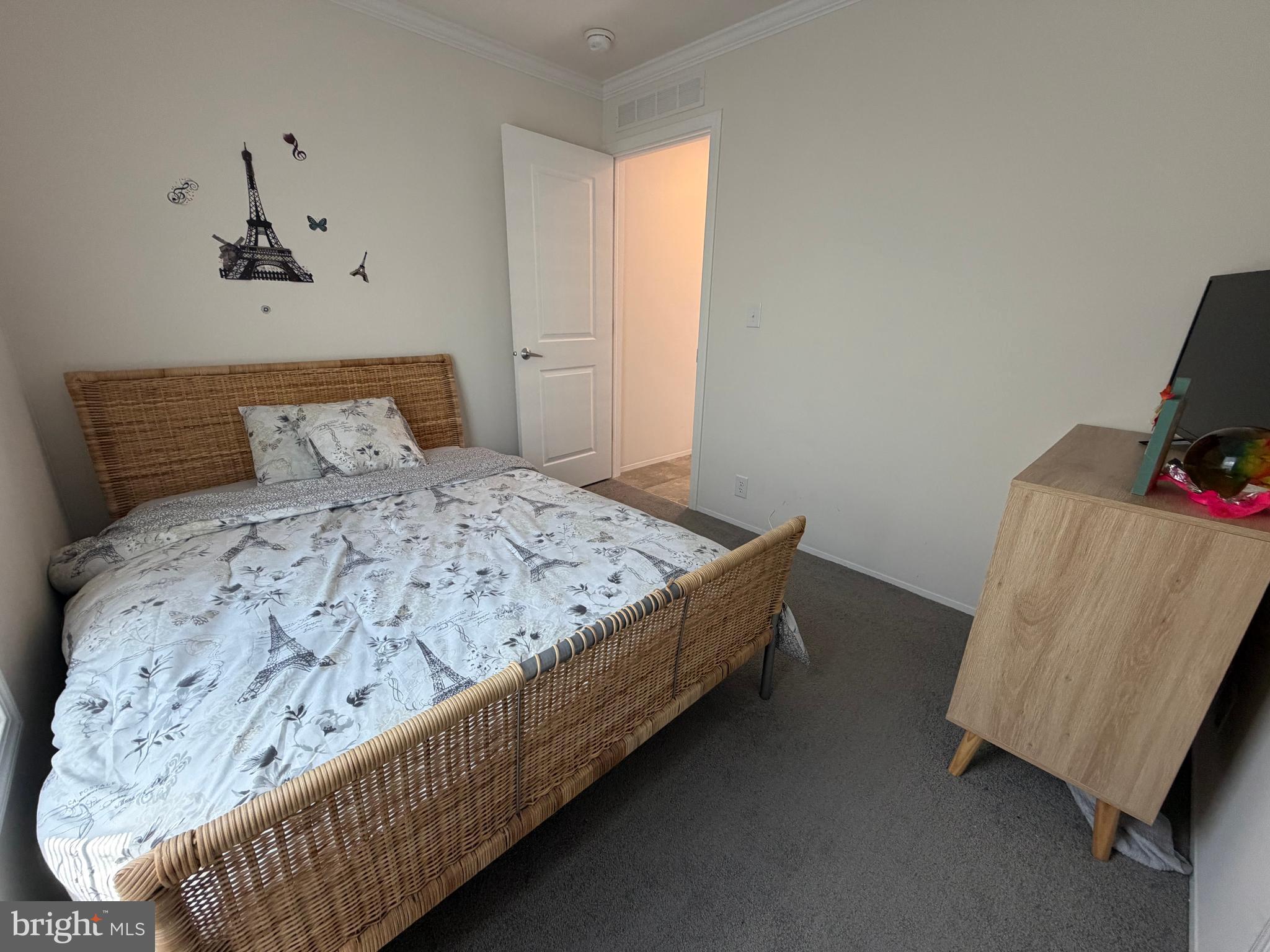 PENNWOOD CROSSING - Residential