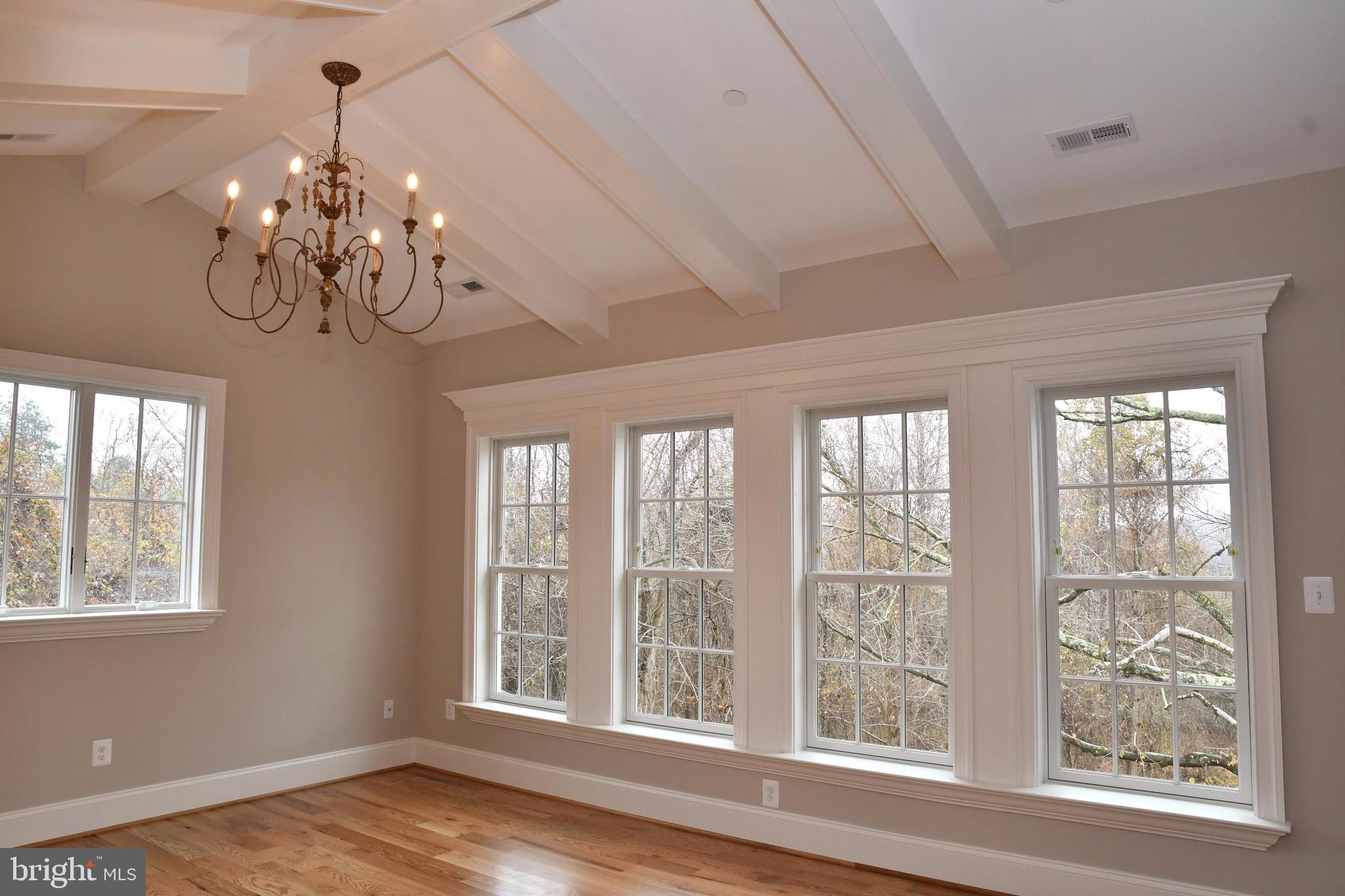 BRIAR KNOLL - Residential