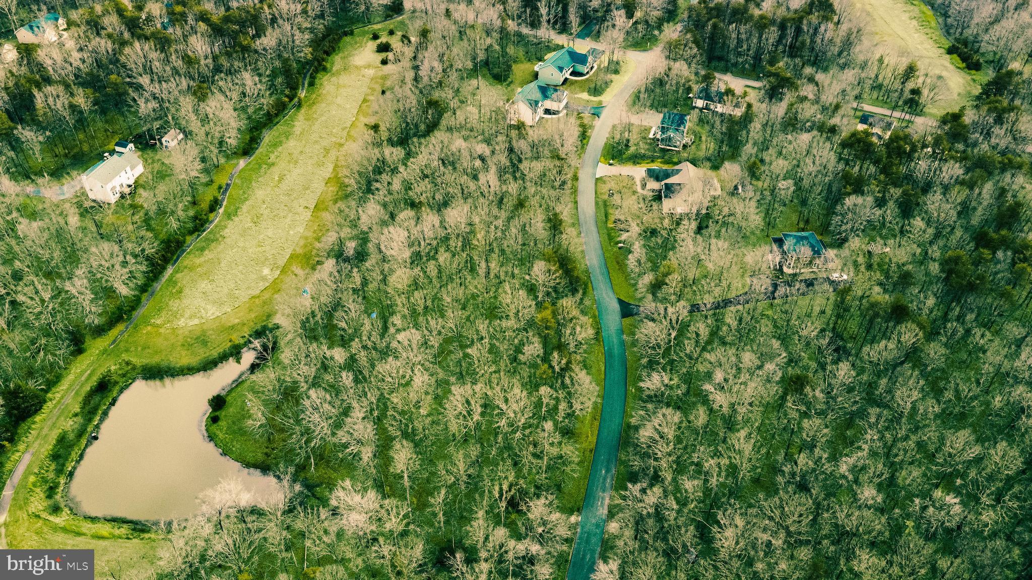 SHENANDOAH CROSSING COUNTRY CLUB - Land
