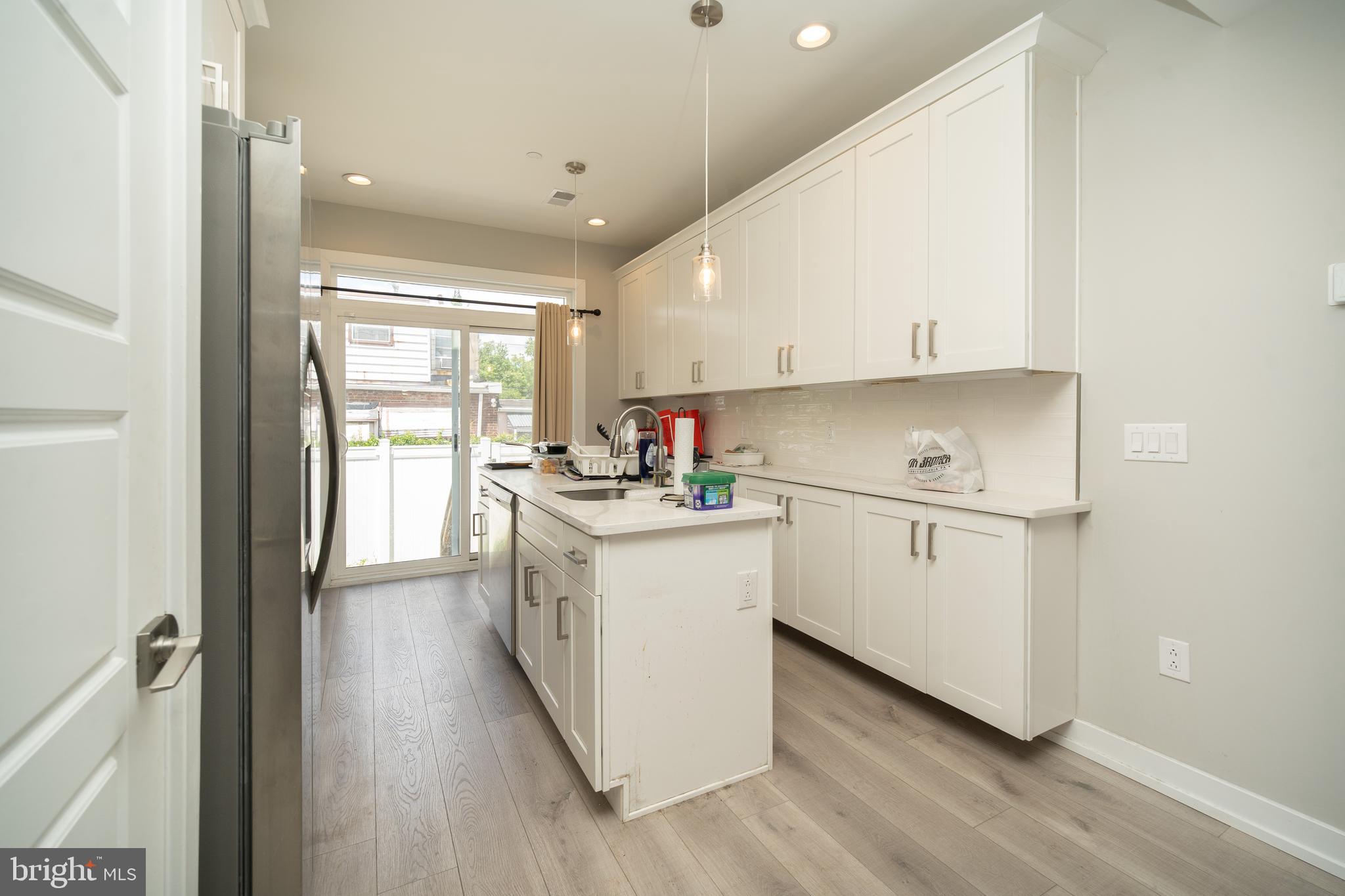 PORT RICHMOND - Residential