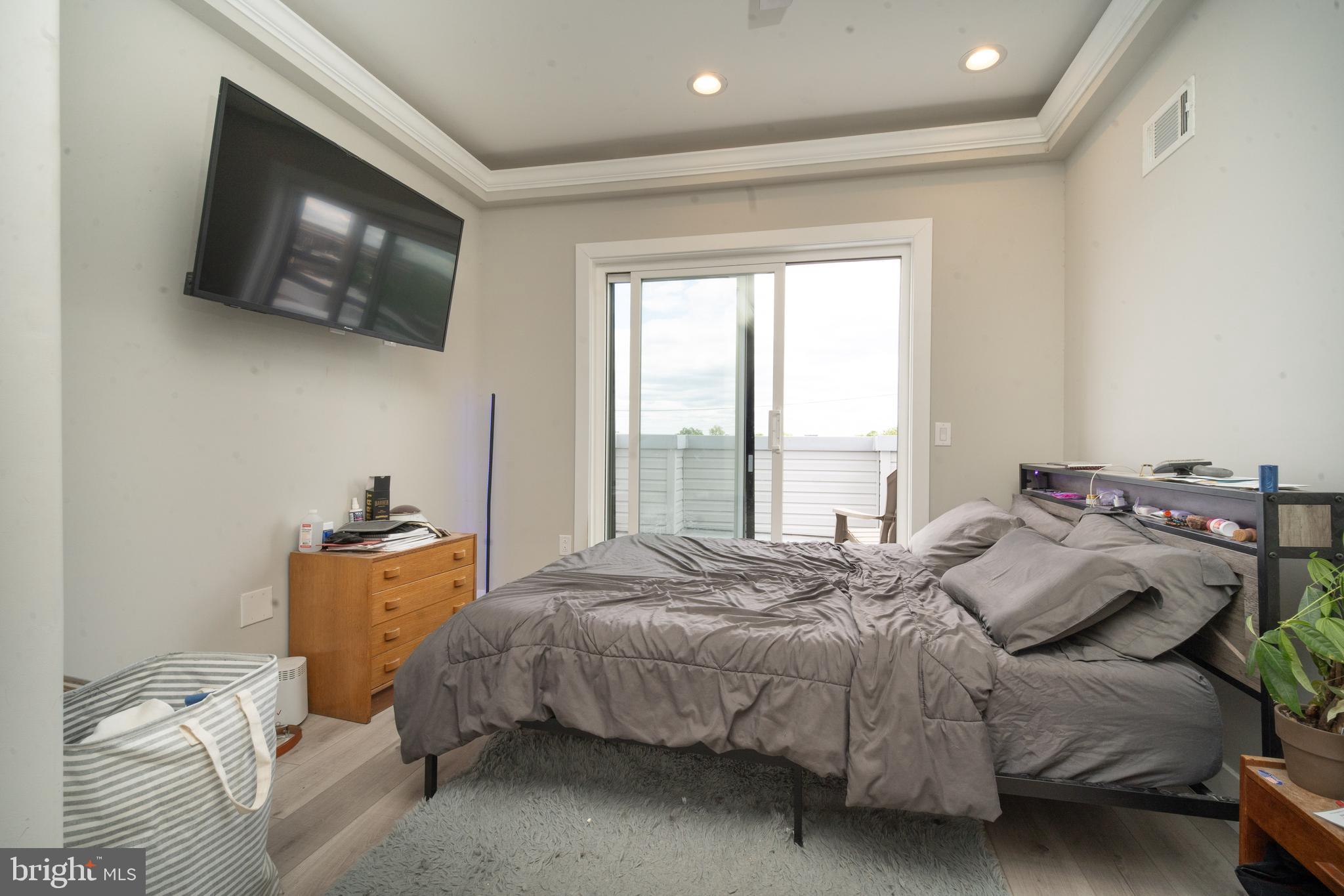PORT RICHMOND - Residential