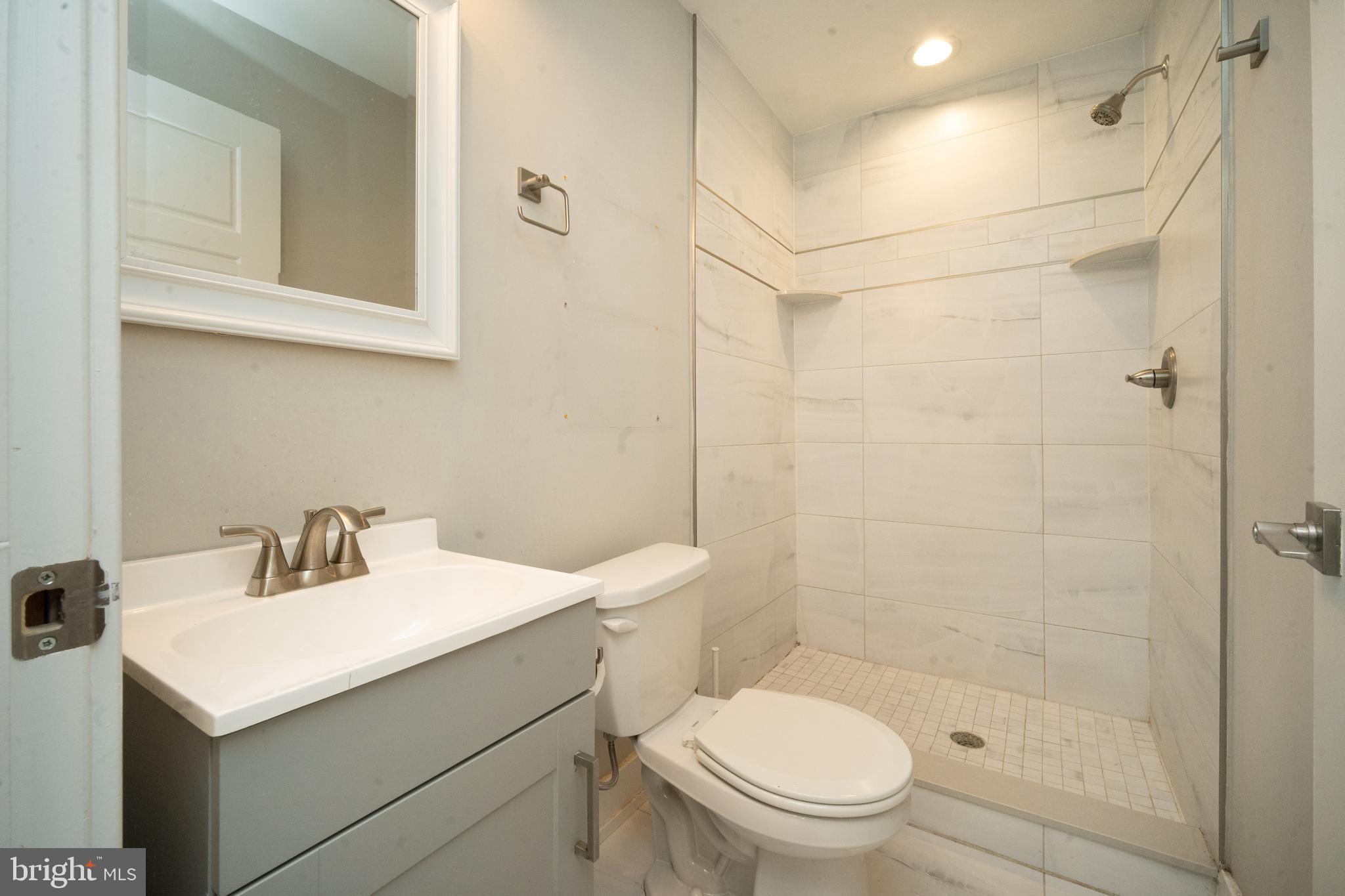 PORT RICHMOND - Residential